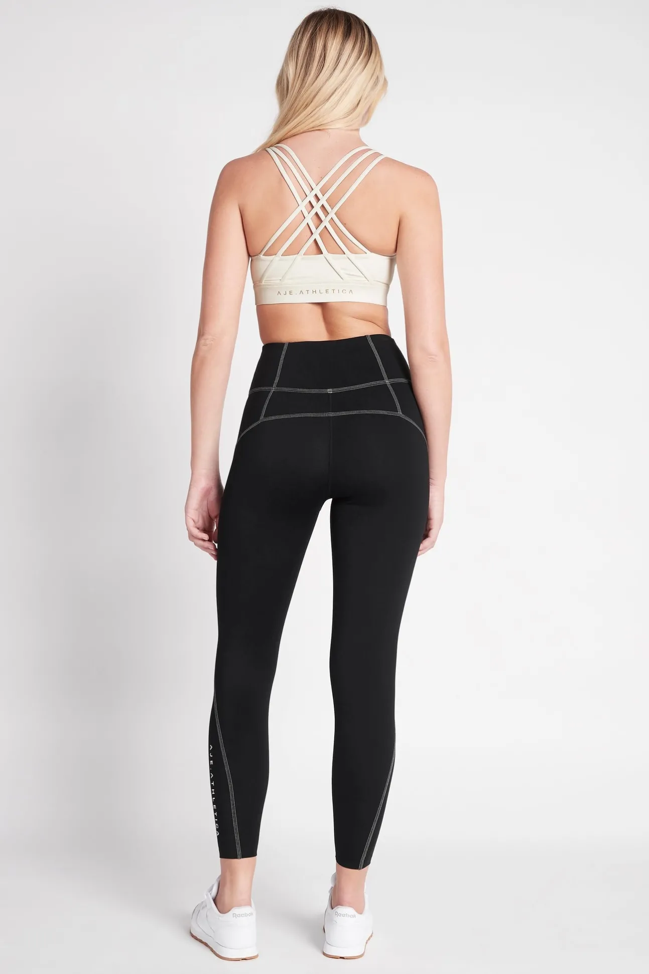 high_rise_full_length_leg_4-3.webp High Rise Full Length Legging 215