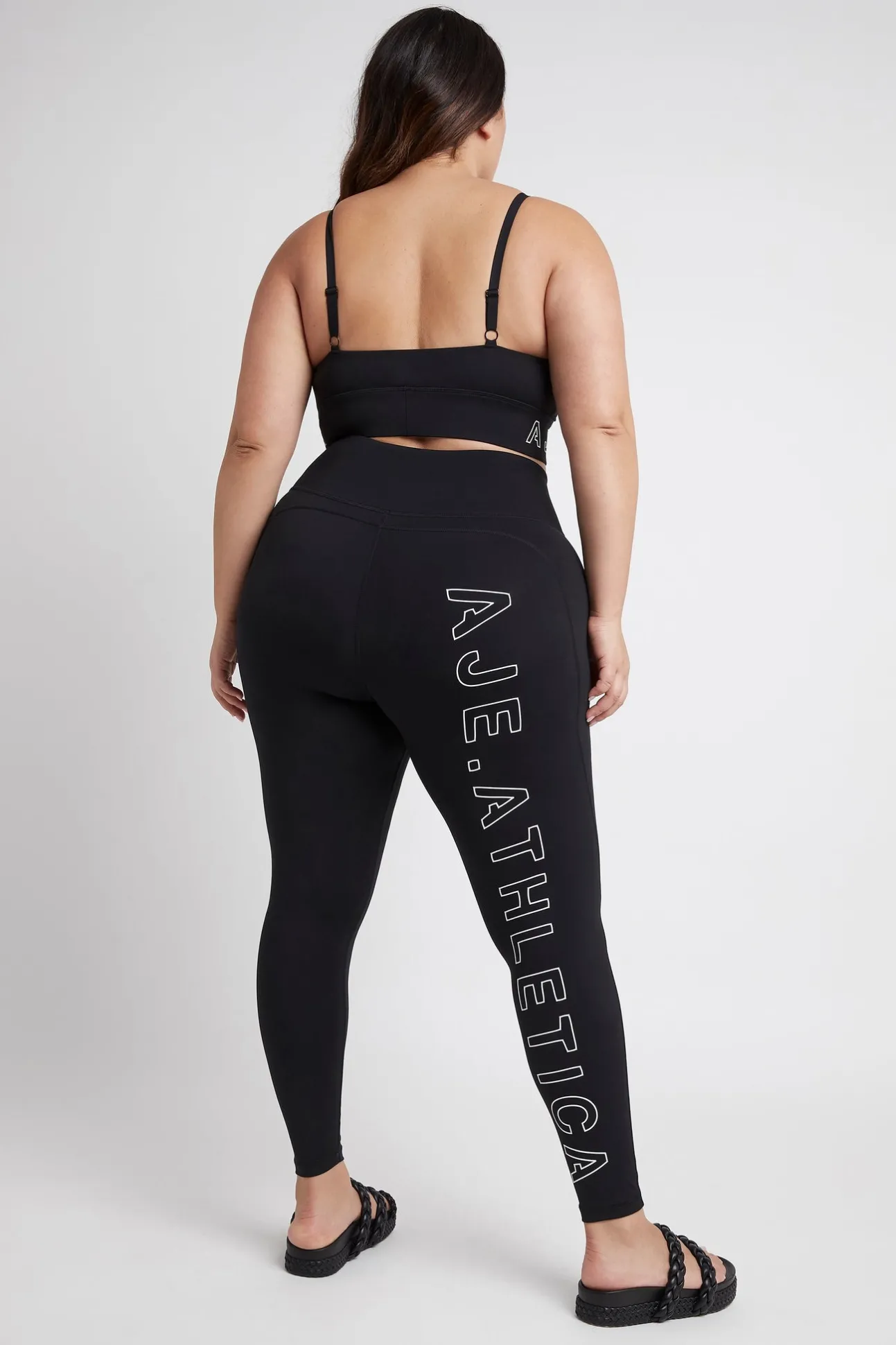 high_rise_logo_full_lengt_13.webp High Rise Logo Full Length Legging 206