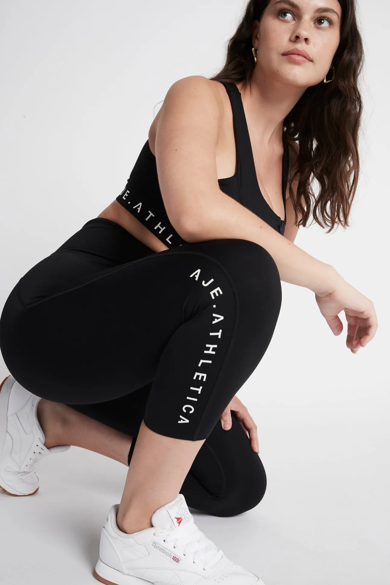 high_rise_signature_logo__8.webp High Rise Signature Logo 3/4 Legging 218