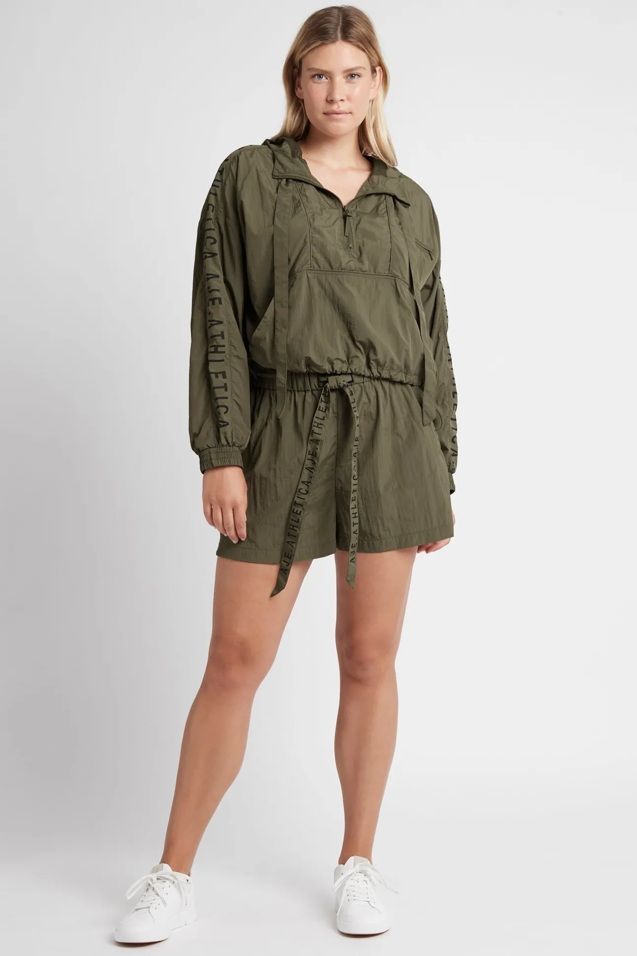 high_waisted_belted_short_10.webp High Waisted Belted Shorts 608
