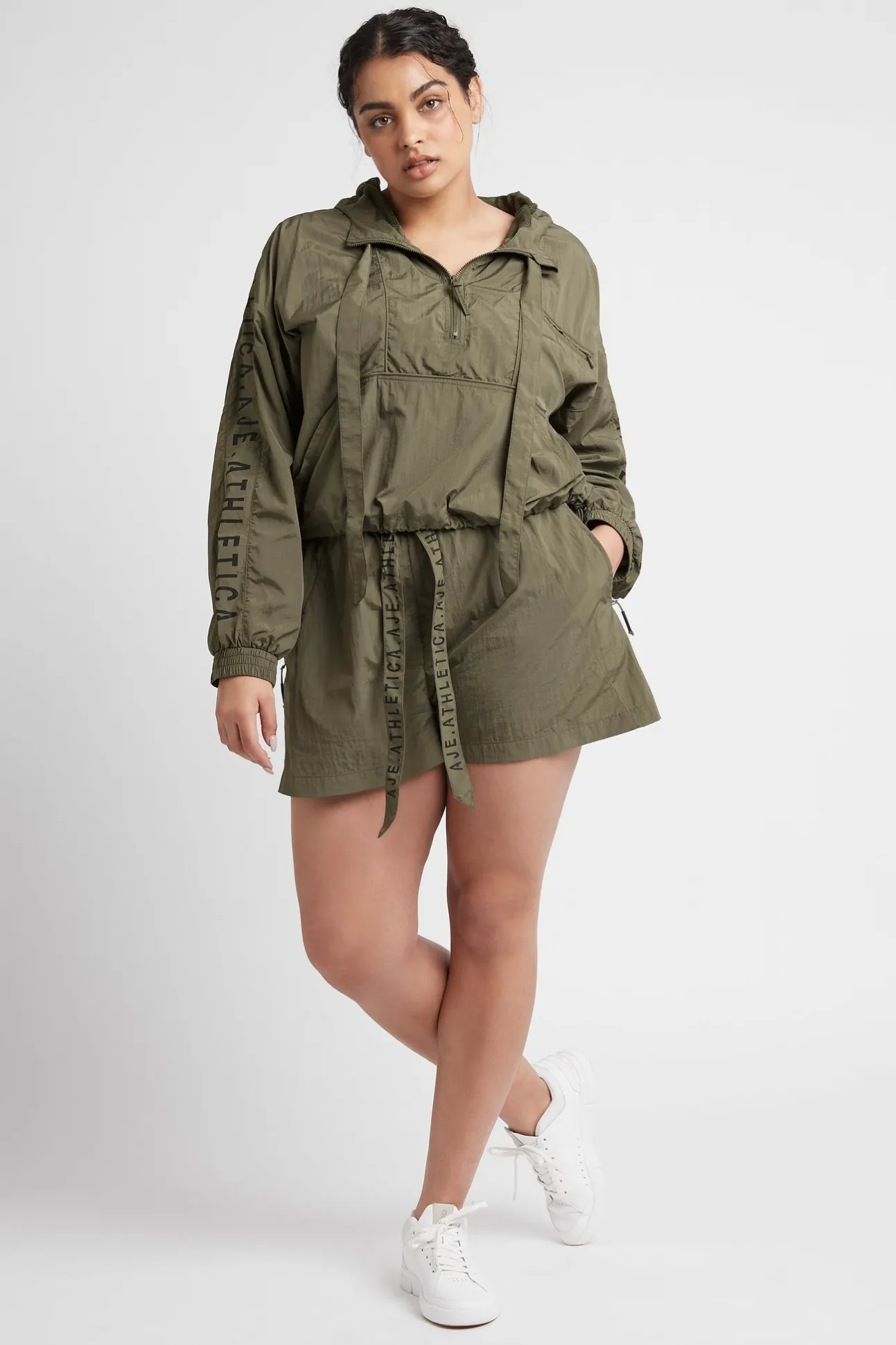 high_waisted_belted_short_15.webp High Waisted Belted Shorts 608