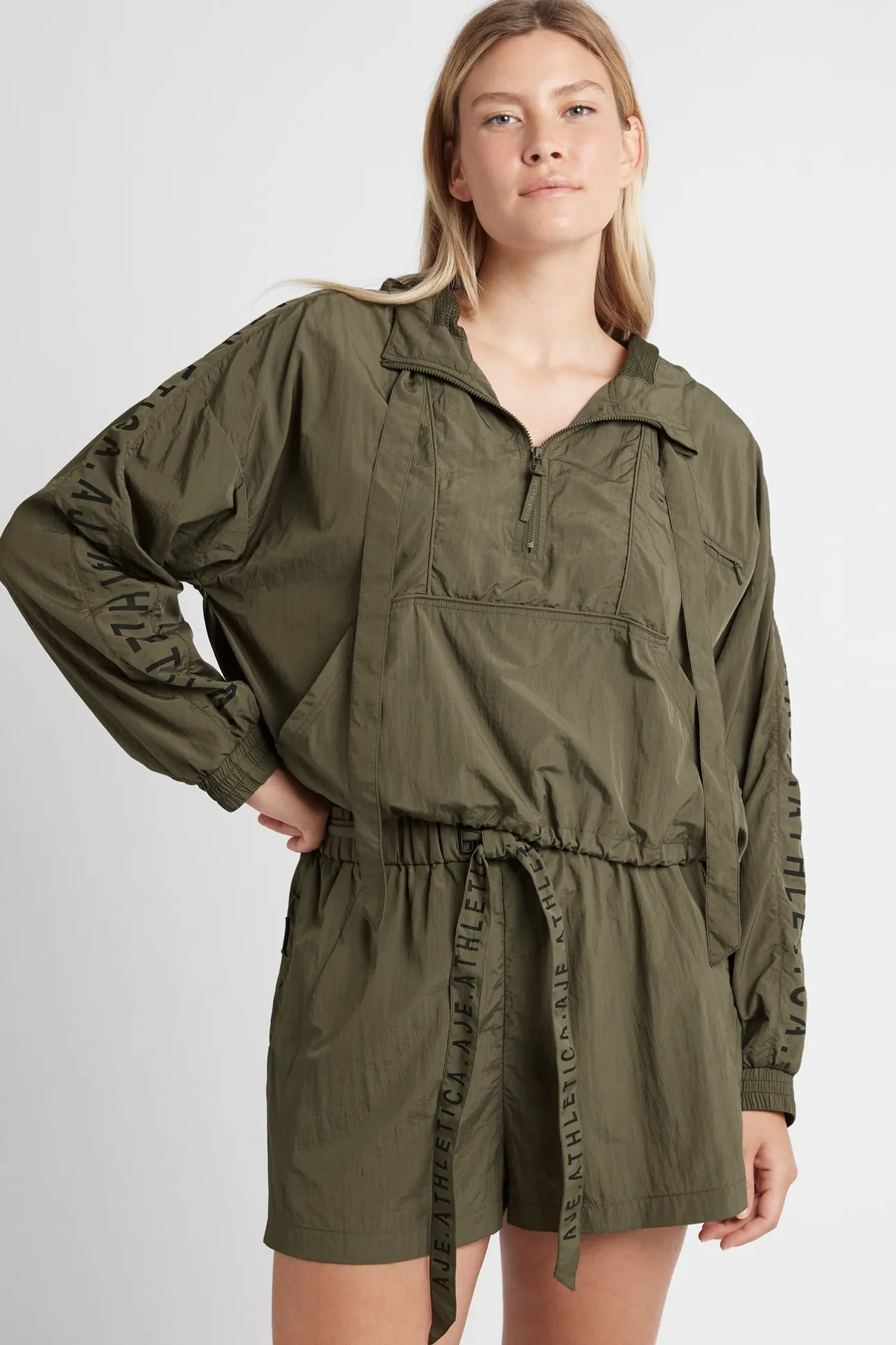 high_waisted_belted_short_6.webp High Waisted Belted Shorts 608