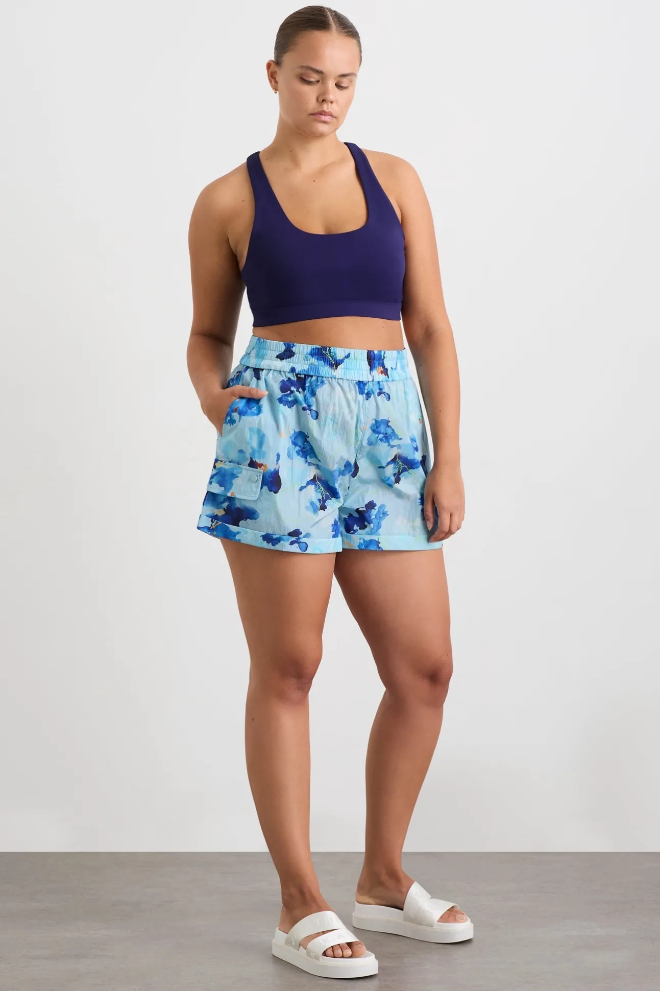 high_waisted_shorts__13.webp High Waisted Shorts 608