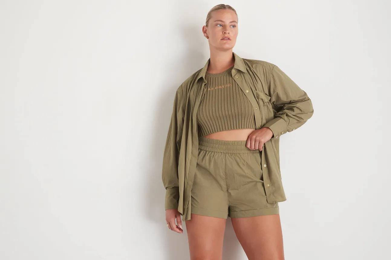 high_waisted_shorts__19.webp High Waisted Shorts 608