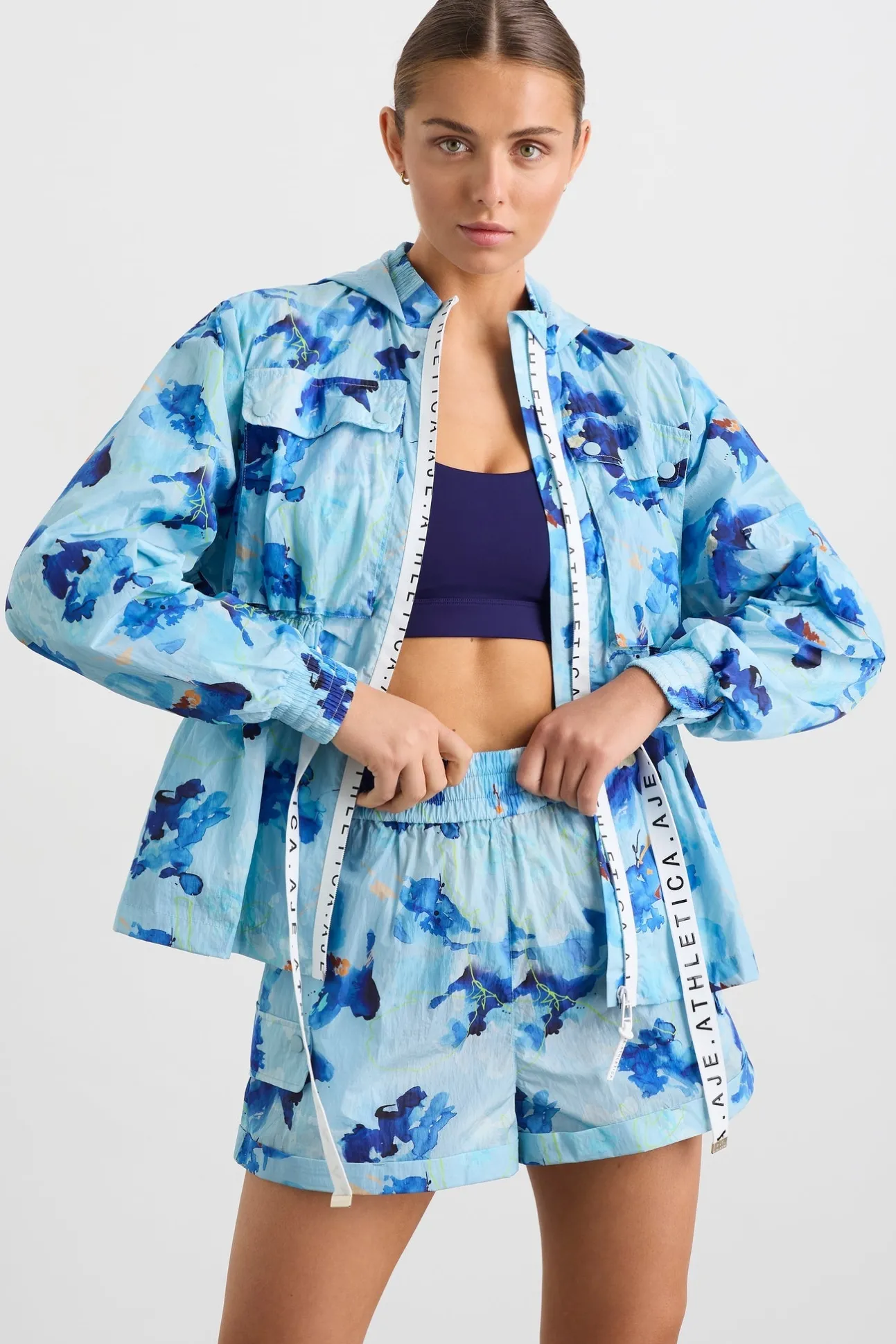hooded_spray_jacket__0.webp Hooded Spray Jacket 734