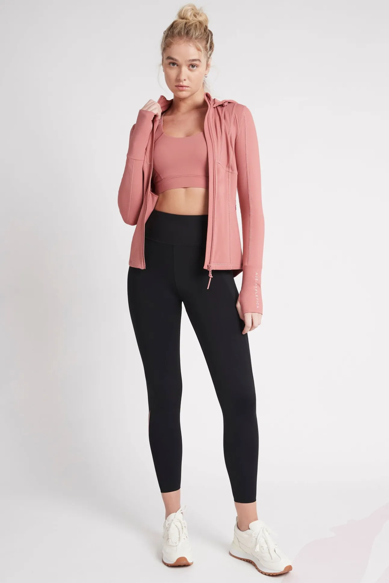 hooded_zip_up_jacket__5.webp Hooded Zip Up Jacket 709