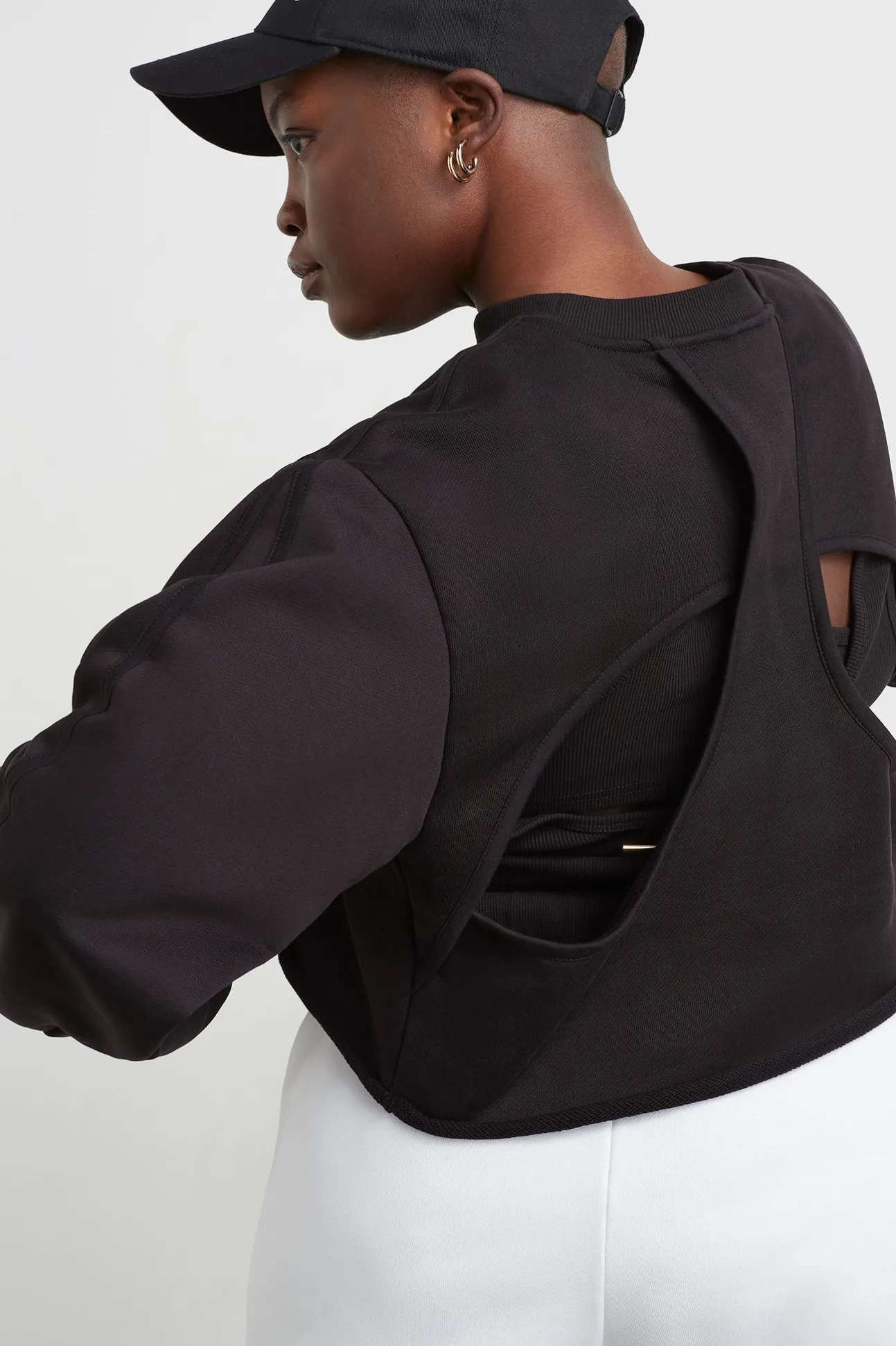 interlock_sweater__10.webp Interlock Sweater 413