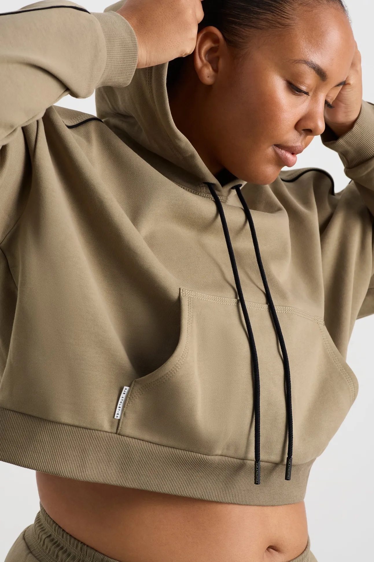 kangaroo_pocket_hoodie__14.webp Kangaroo Pocket Hoodie 405