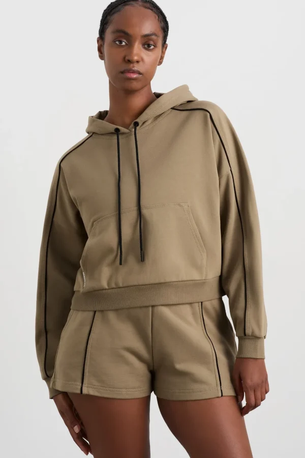 Kangaroo Pocket Hoodie 405
