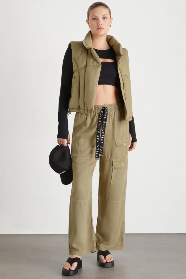 Layered Crop Set 356