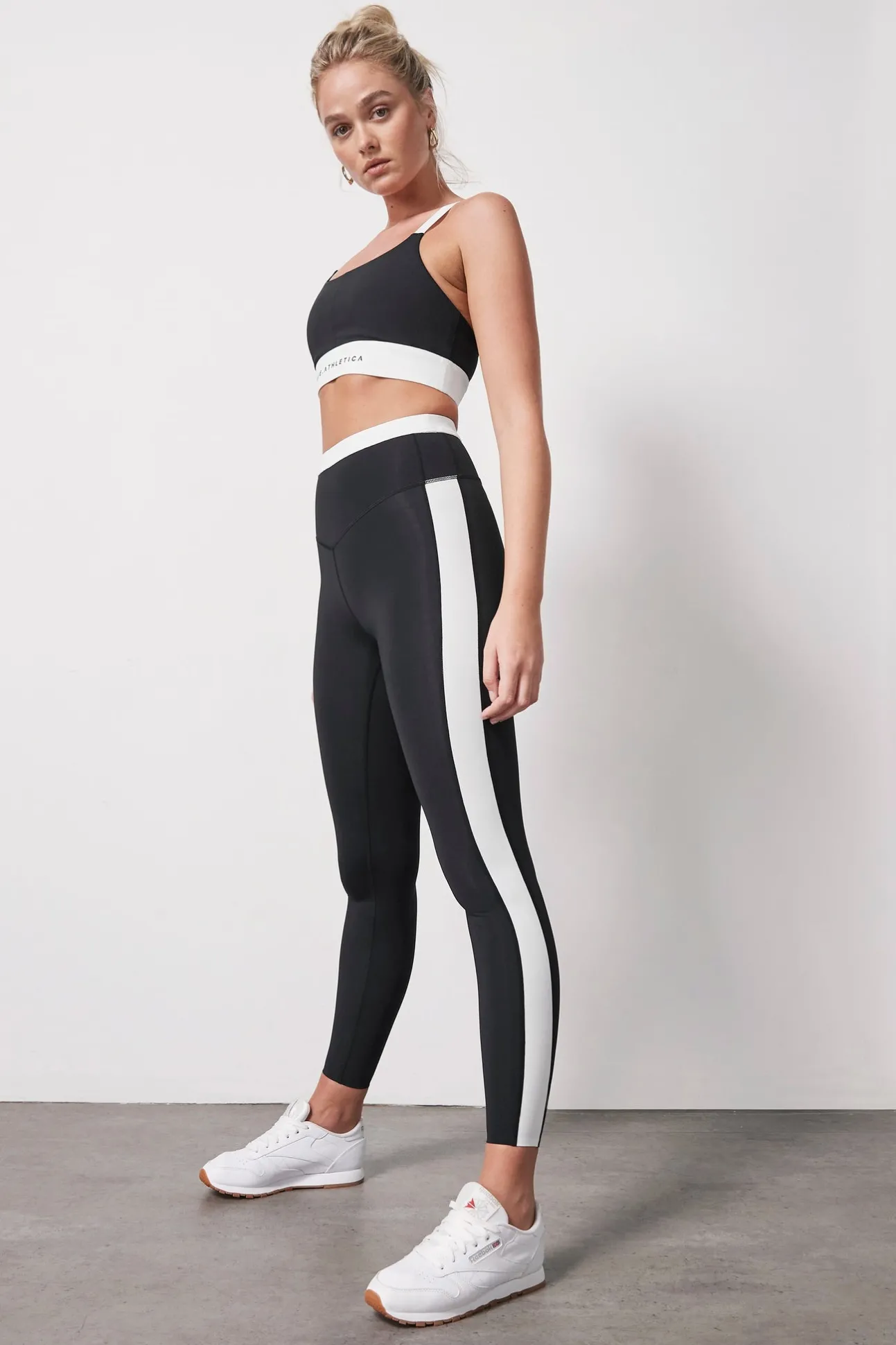 light_support_sports_bra__6.webp Light Support Sports Bra 320