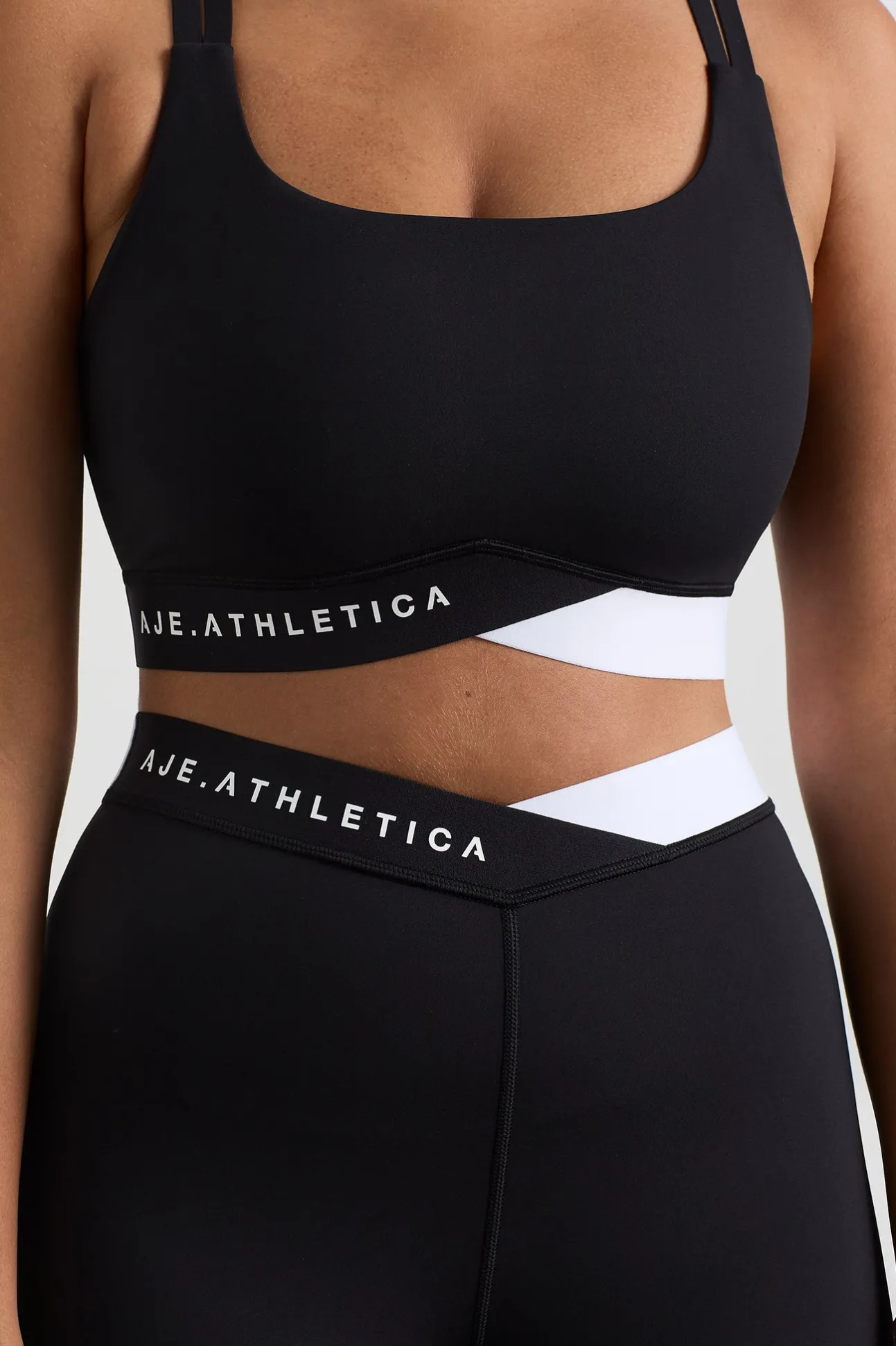 logo_elastic_sports_bra__8.webp Logo Elastic Sports Bra 323