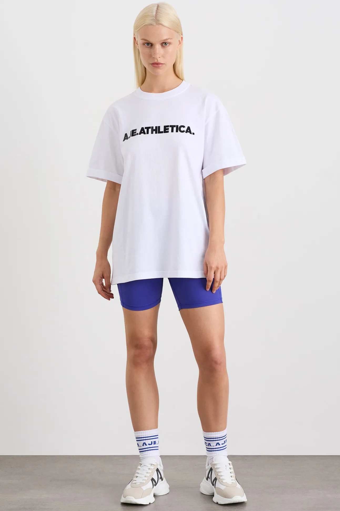 logo_tshirt__2.webp Logo T-Shirt 102