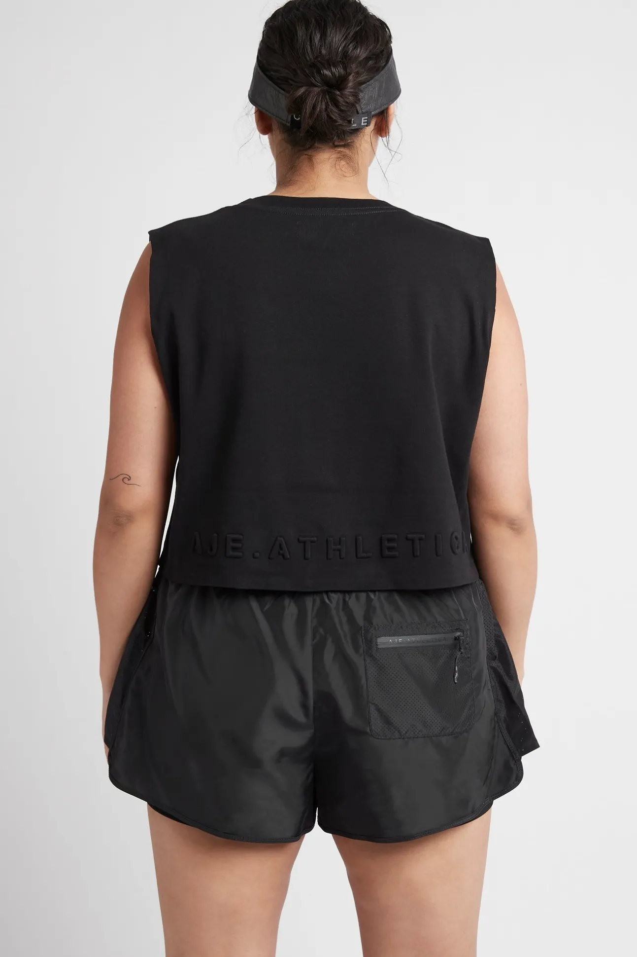logotape_running_shorts__15.webp Logotape Running Shorts 602