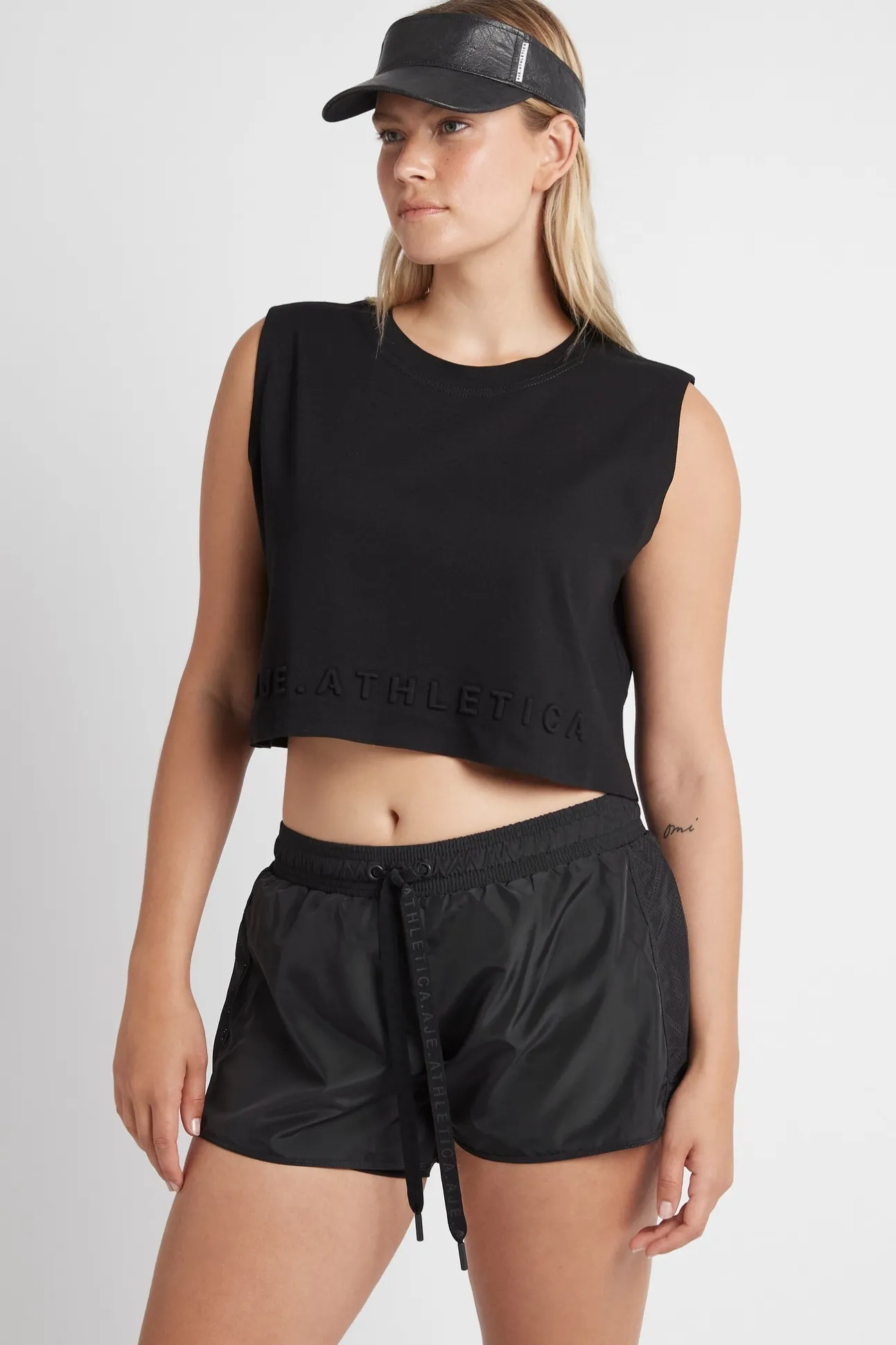 logotape_running_shorts__7.webp Logotape Running Shorts 602