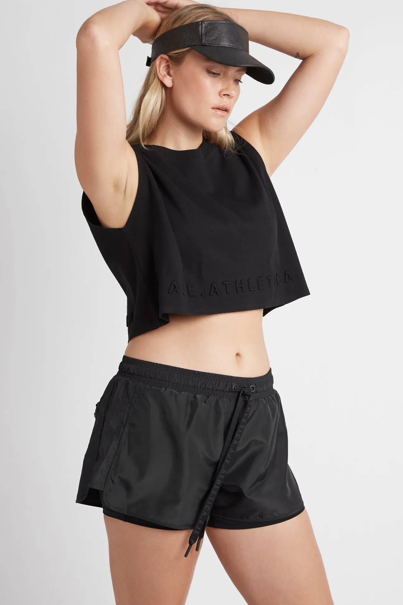 logotape_running_shorts__8.webp Logotape Running Shorts 602