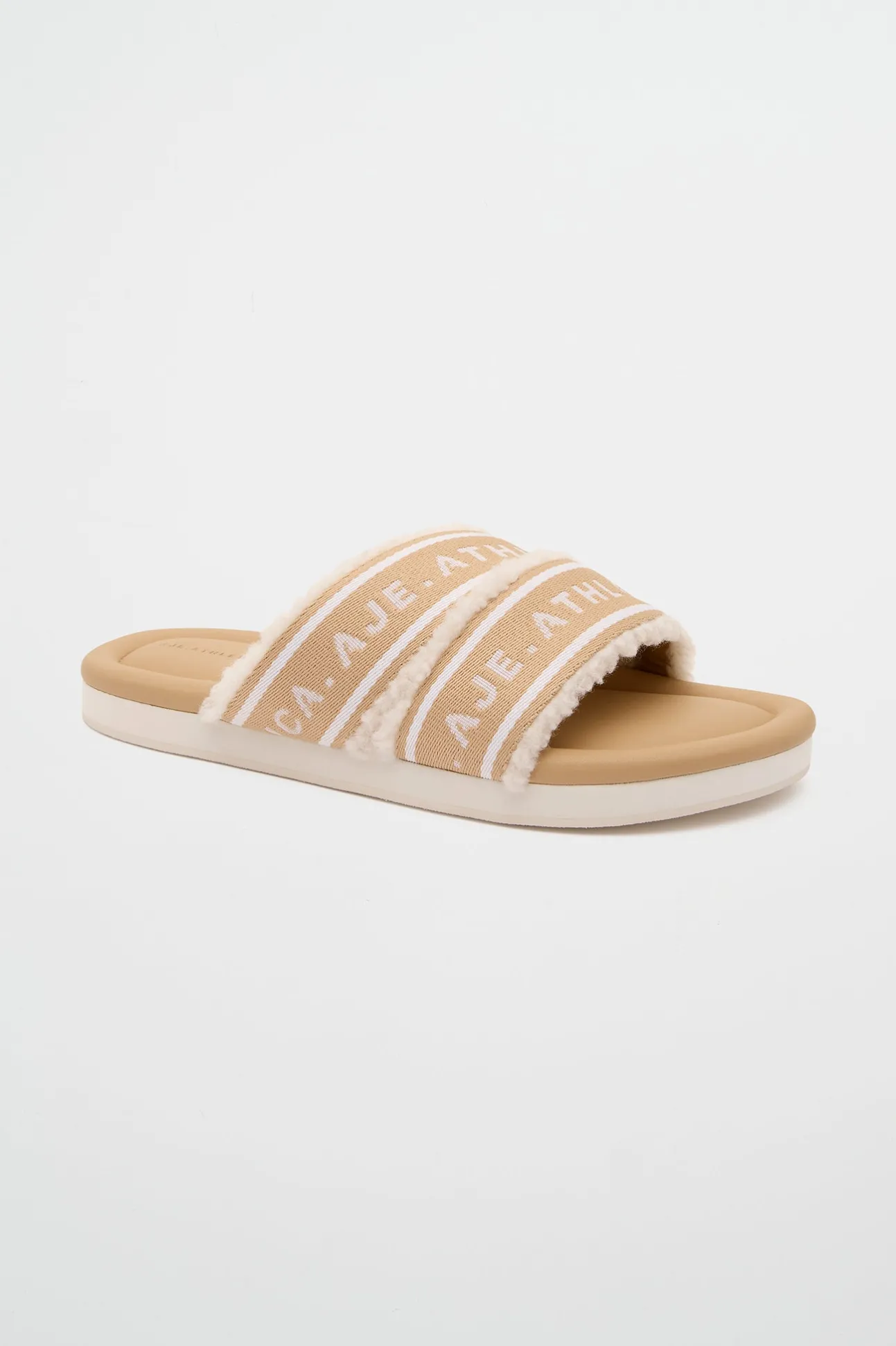 logotape_shearling_slides_0.webp Logotape Shearling Slides 938