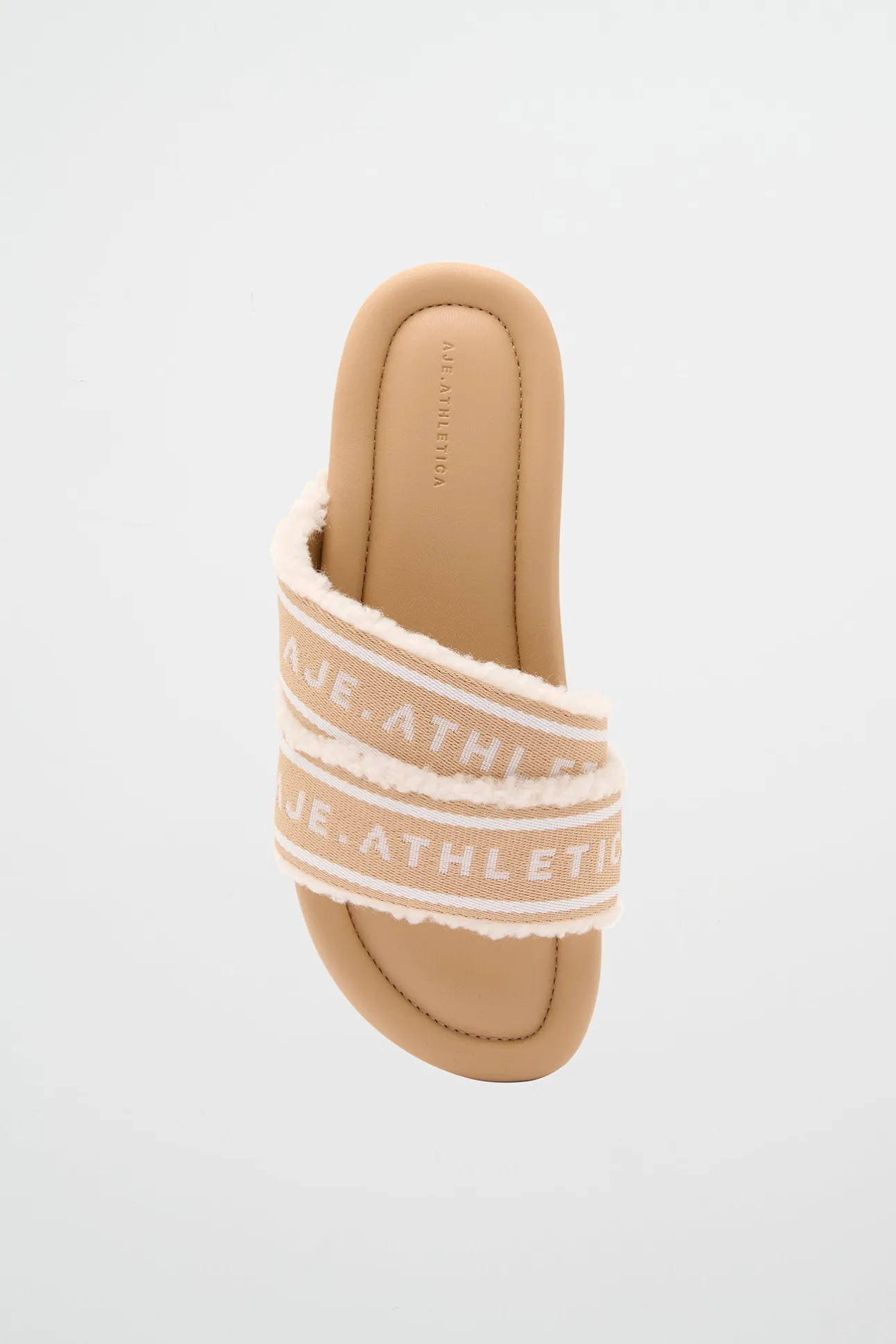 logotape_shearling_slides_2.webp Logotape Shearling Slides 938