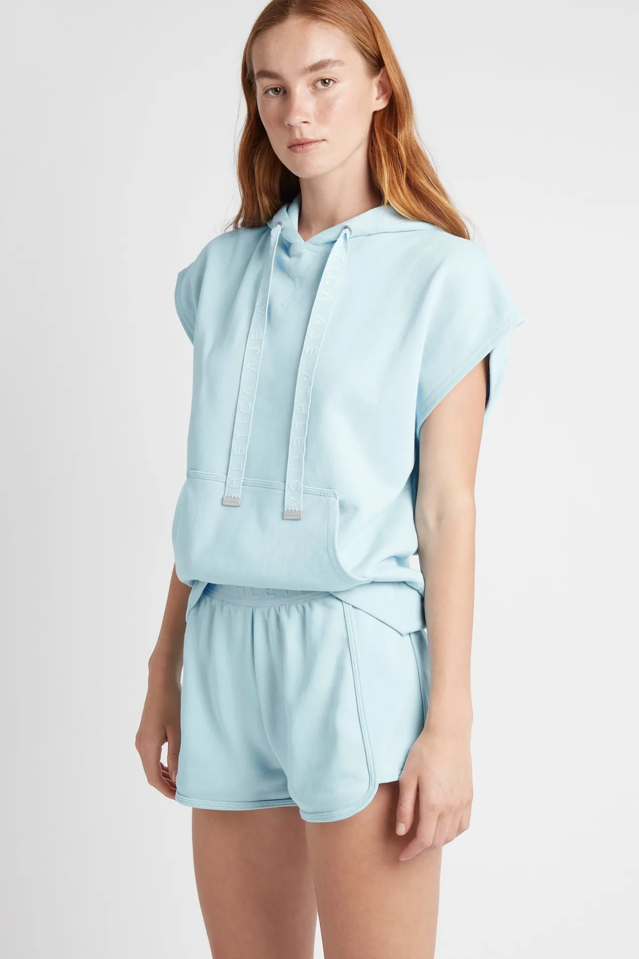 logotape_short_sleeve_hoo_2.webp Logotape Short Sleeve Hoodie 403