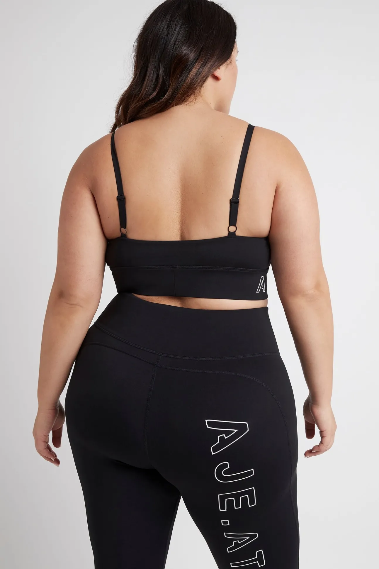 logotape_sports_bra__15.webp Logotape Sports Bra 310