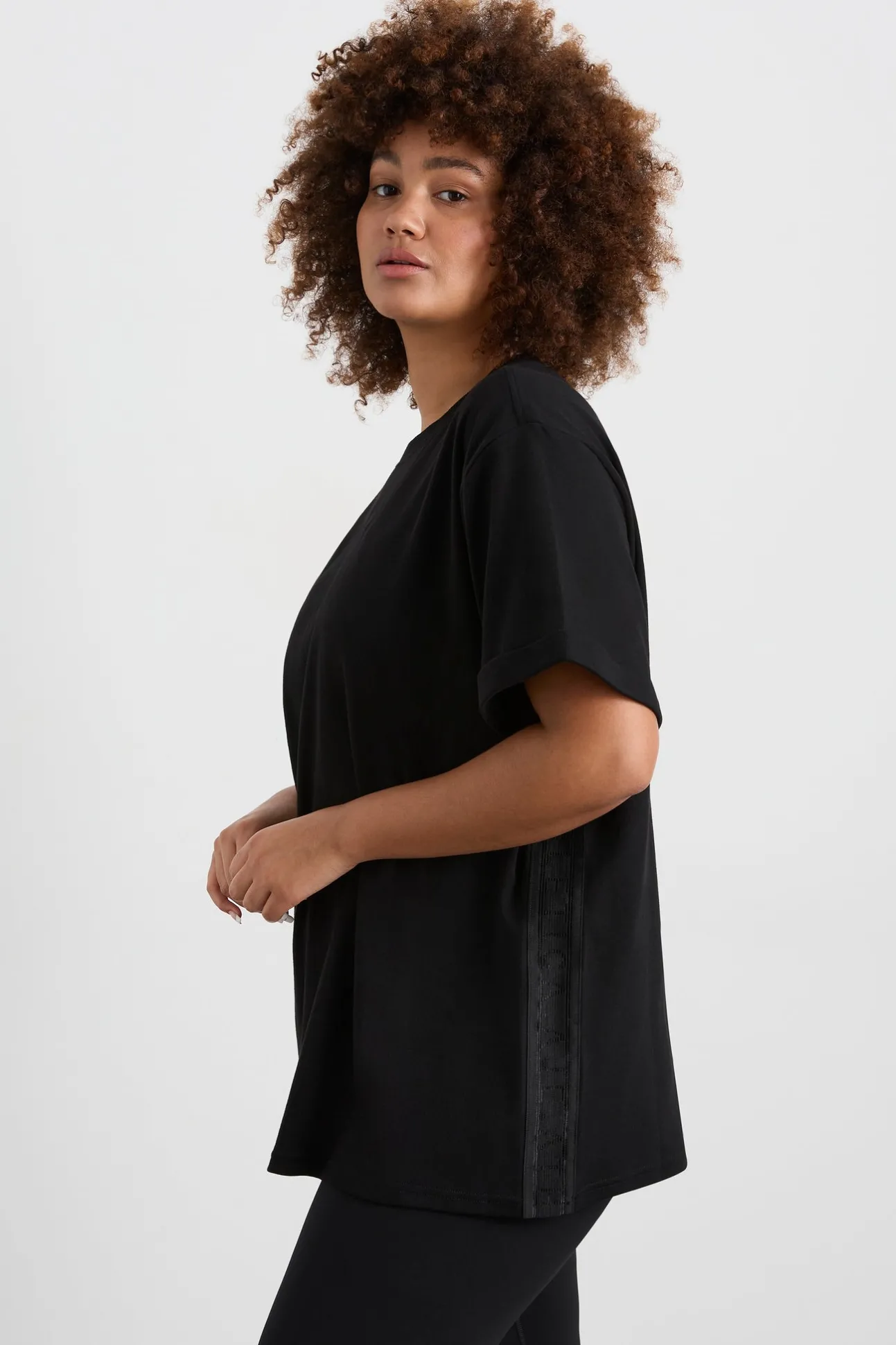 logotape_tee__10.webp Logotape Tee 102