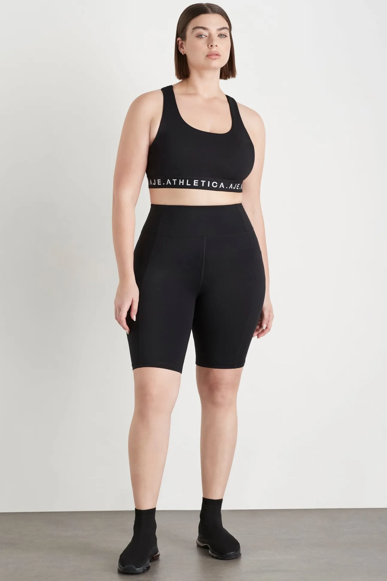 long_bike_shorts__11.webp Long Bike Shorts 606
