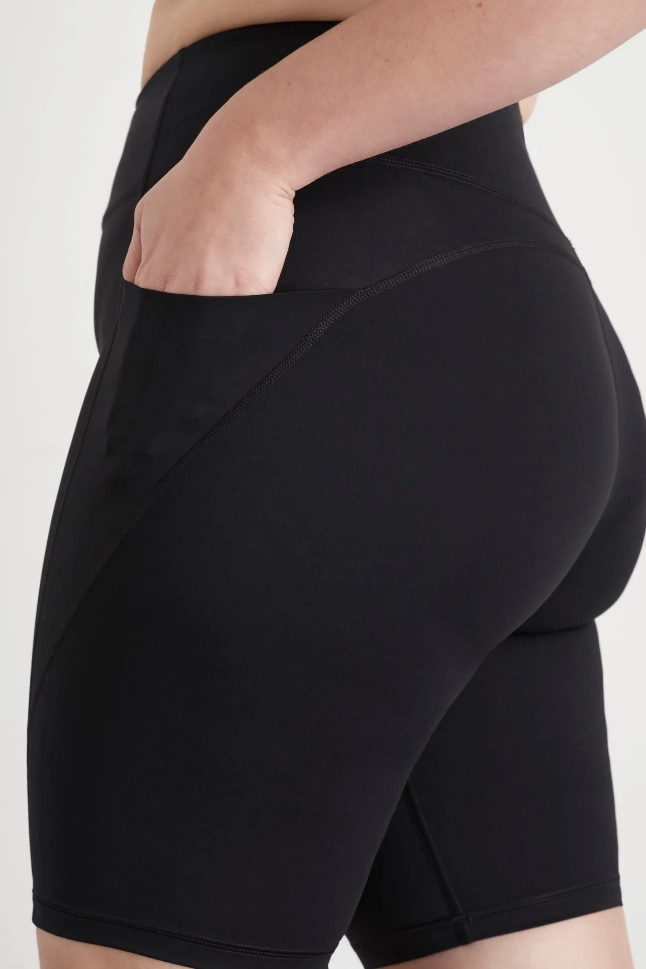 long_bike_shorts__13.webp Long Bike Shorts 606