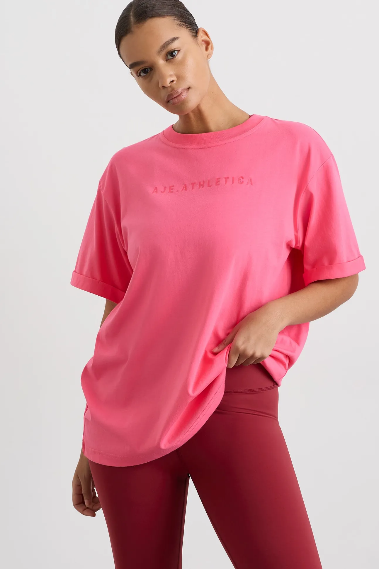long_classic_tee__6.webp Long Classic Tee 102