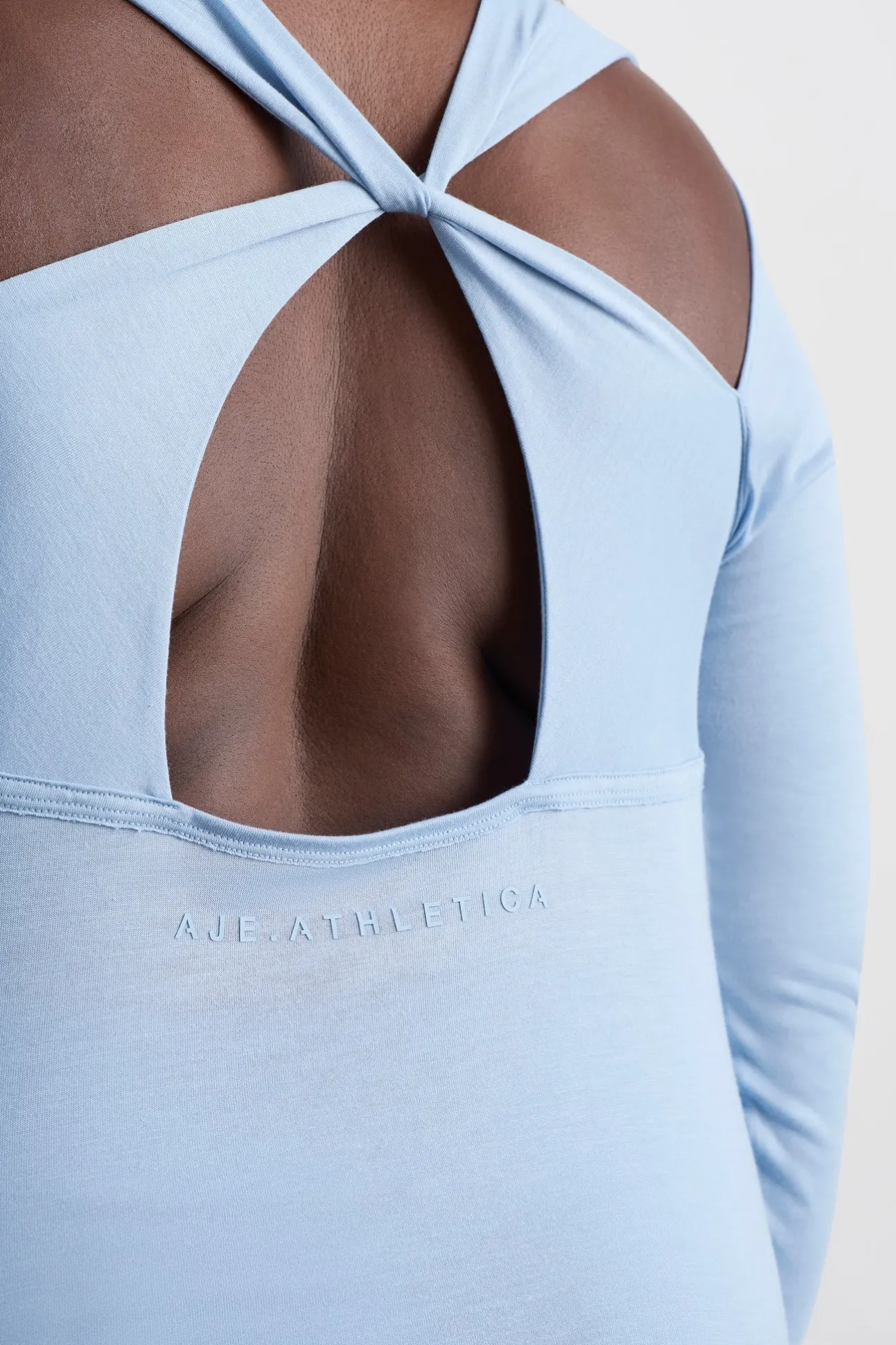 long_sleeve_twist_tee__12.webp Long Sleeve Twist Tee 121