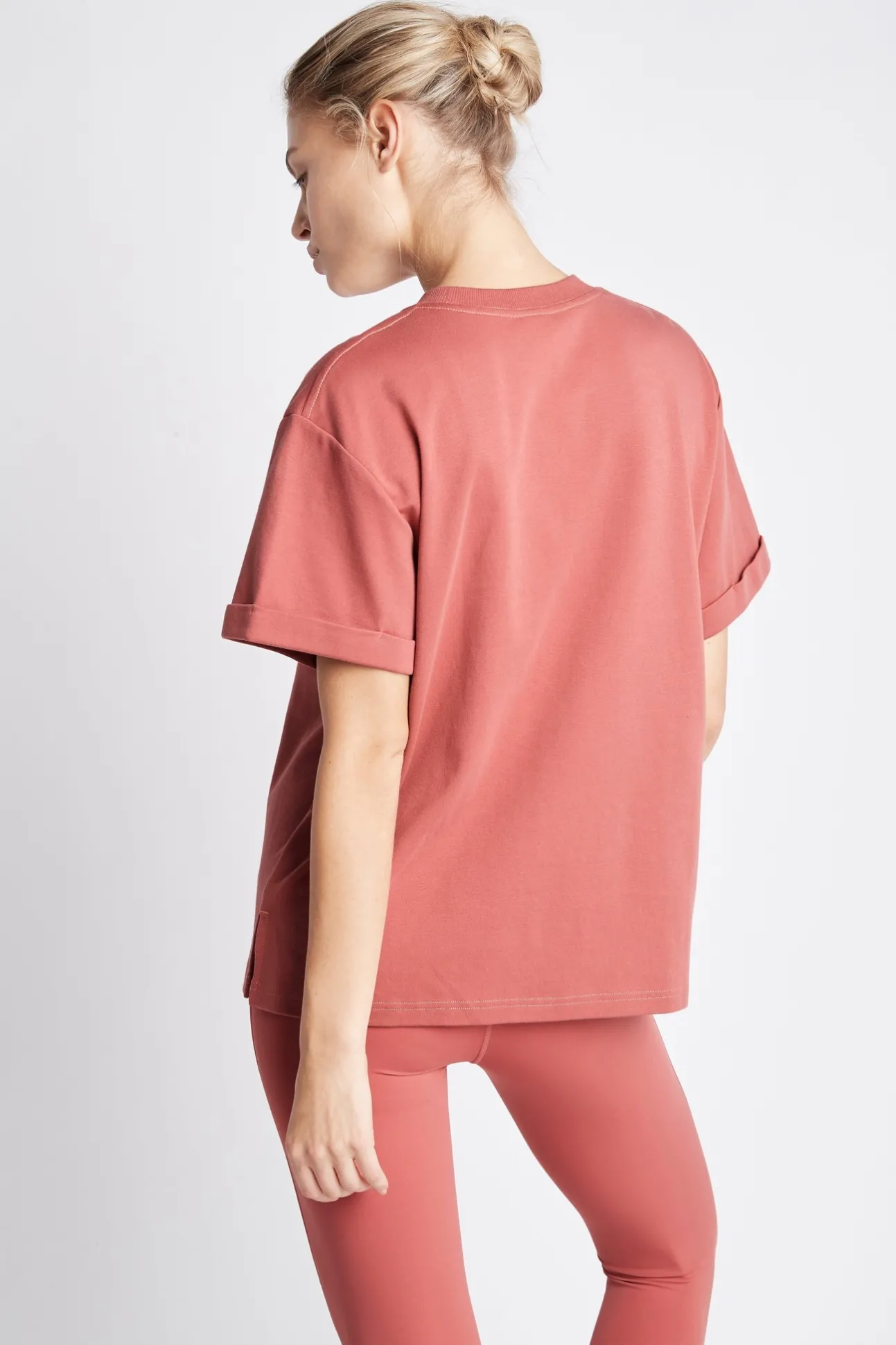 long_tshirt__4.webp Long T-Shirt 003
