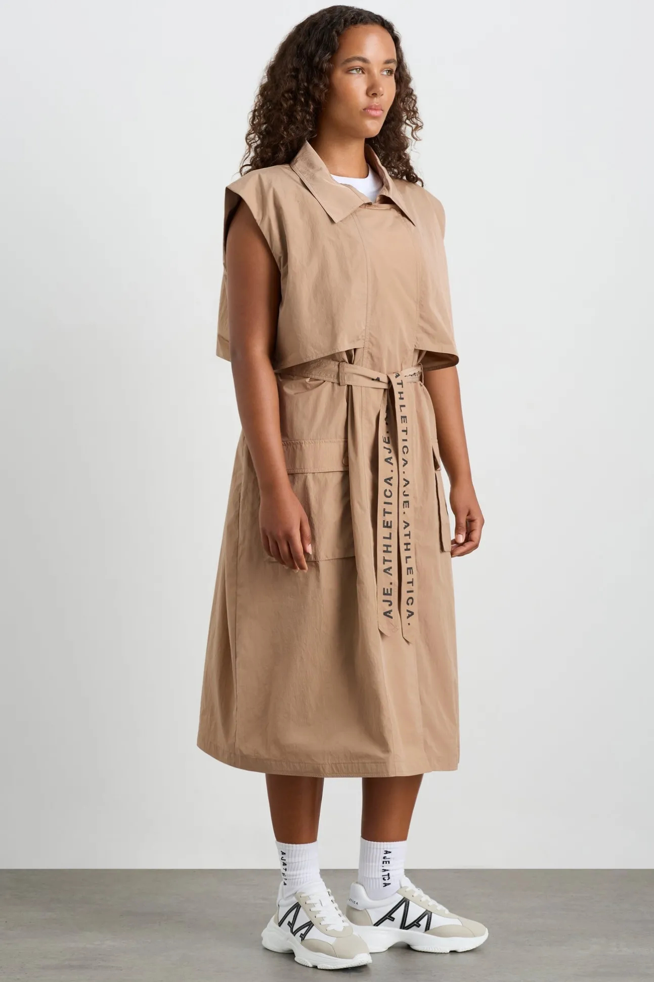 longline_belted_vest__11.webp Longline Belted Vest 703