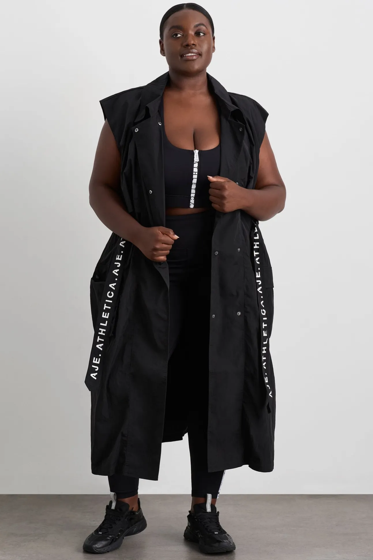 longline_belted_vest__15-2.webp Longline Belted Vest 703