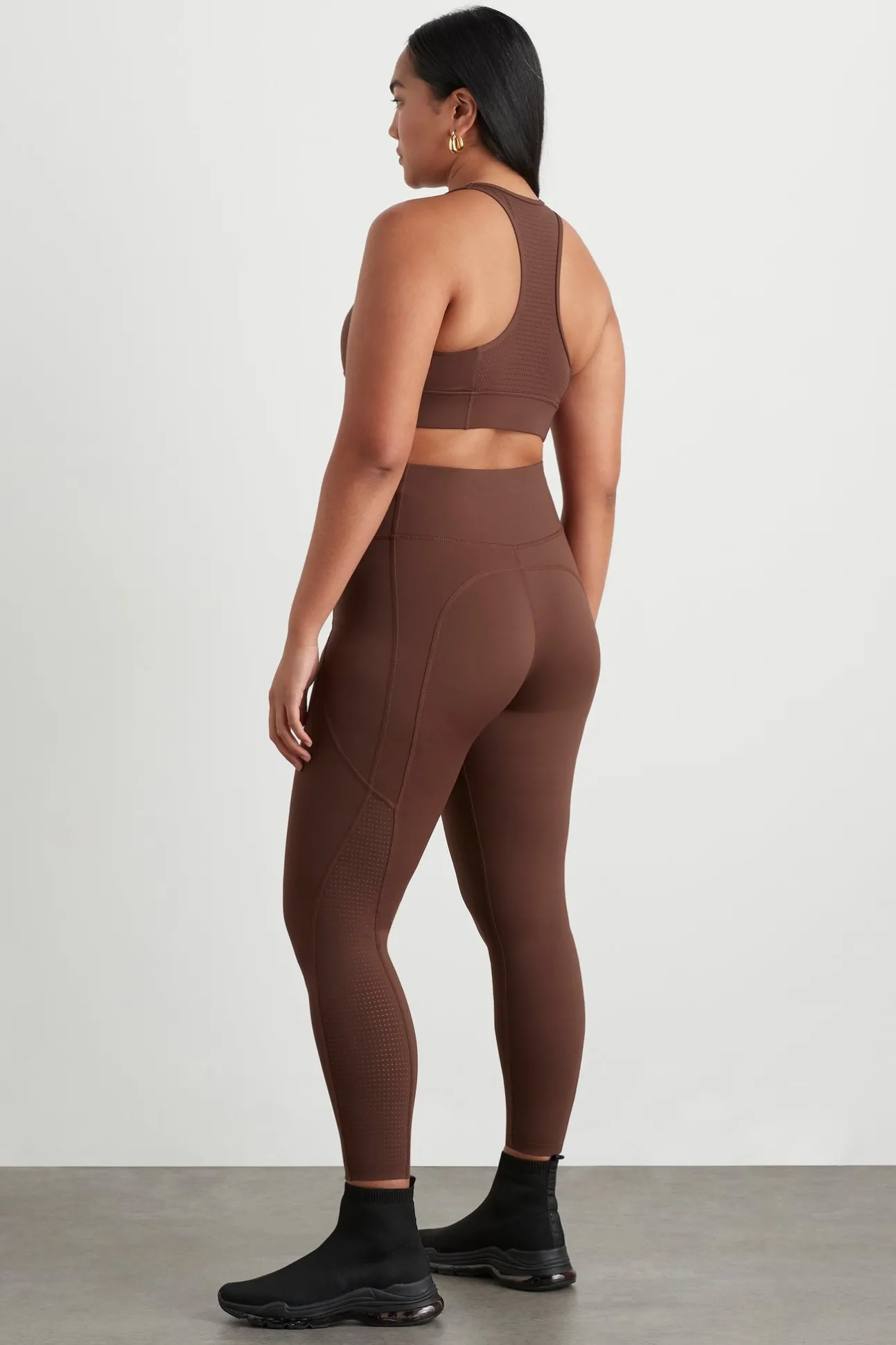 mesh_racer_back_sports_br_10.webp Mesh Racer Back Sports Bra 338