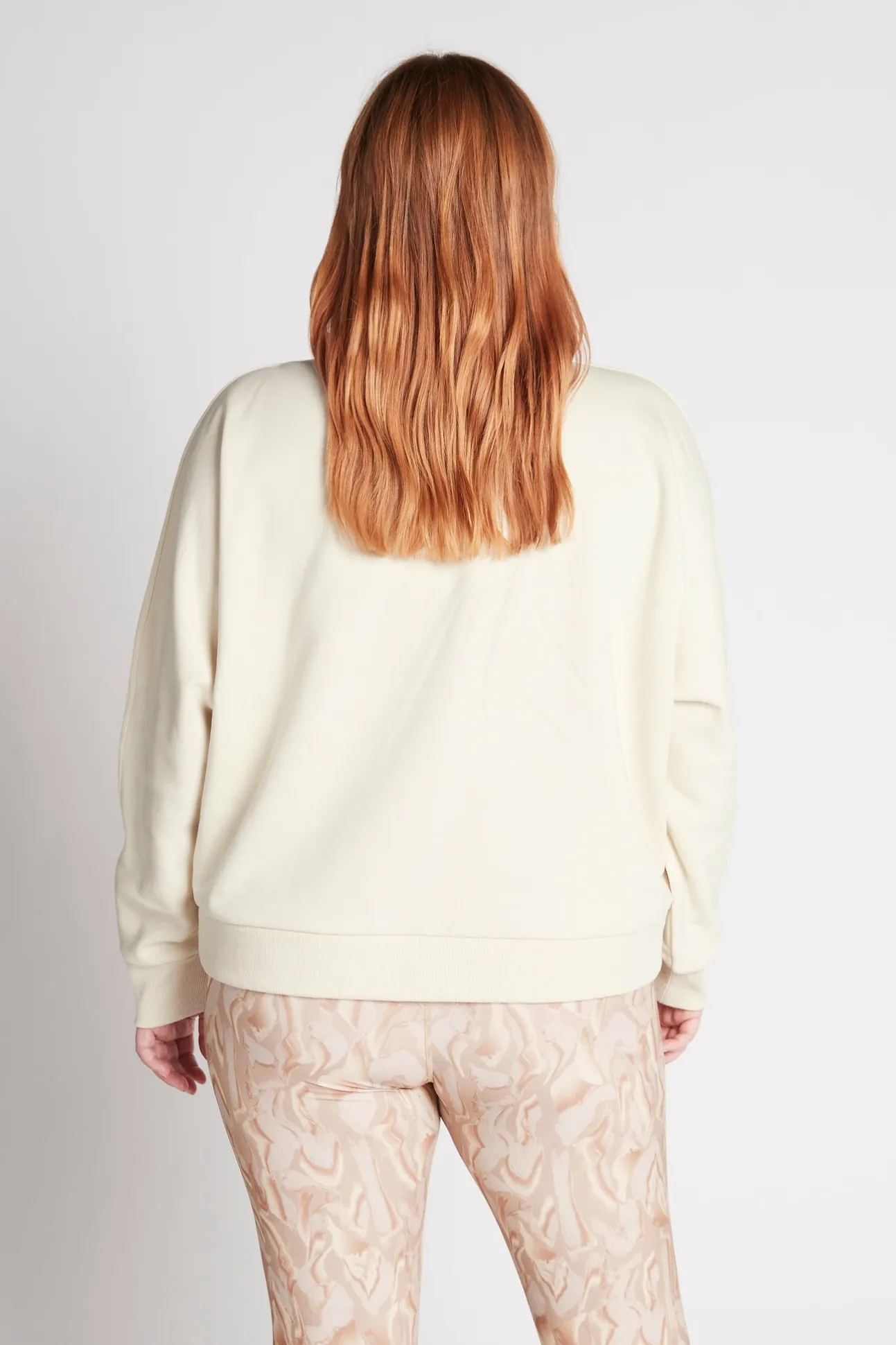 metallic_signature_logo_c_11.webp Metallic Signature Logo Crew Jumper 401