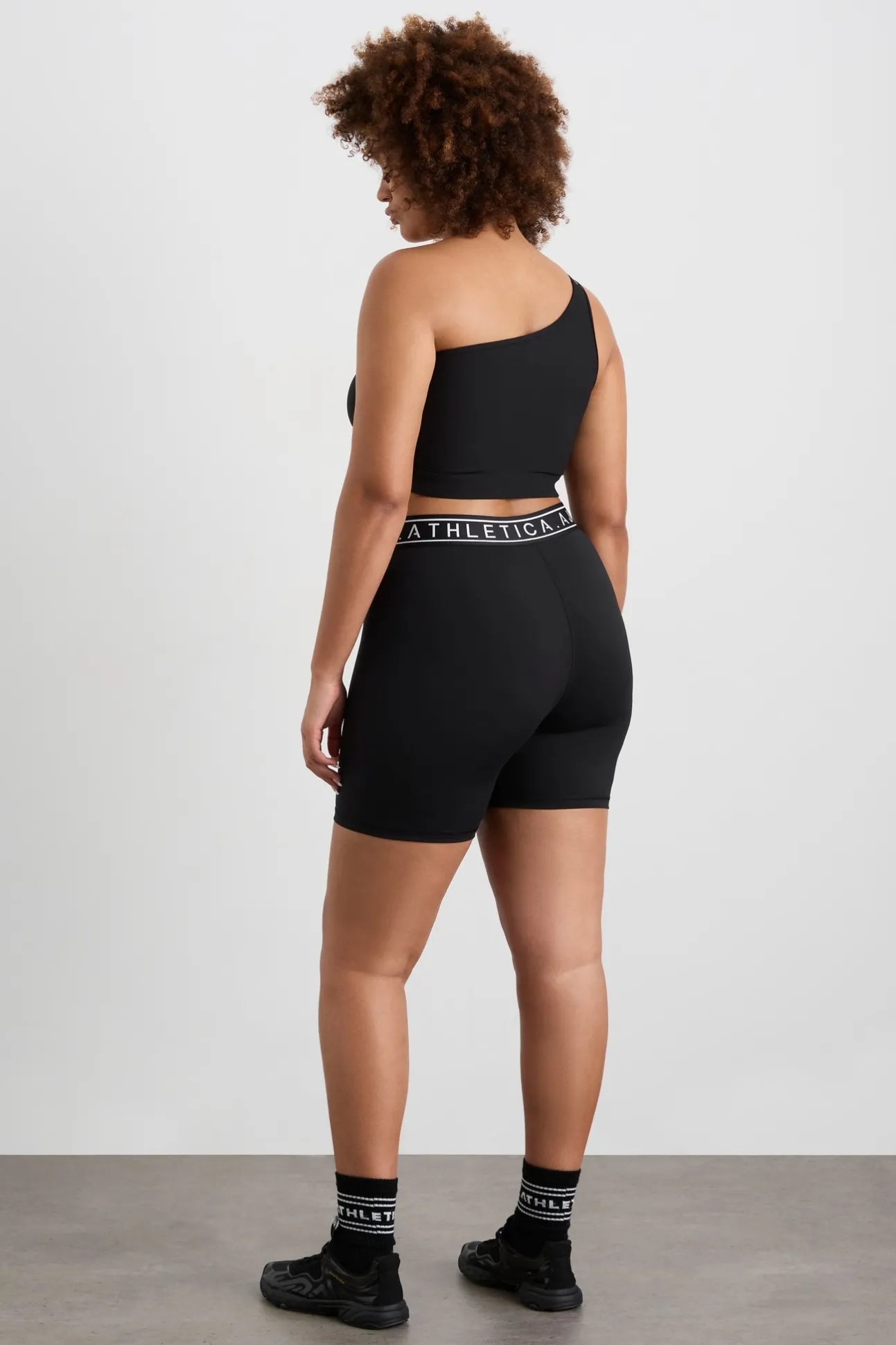 mid_logo_elastic_shorts__12.webp Mid Logo Elastic Shorts 607