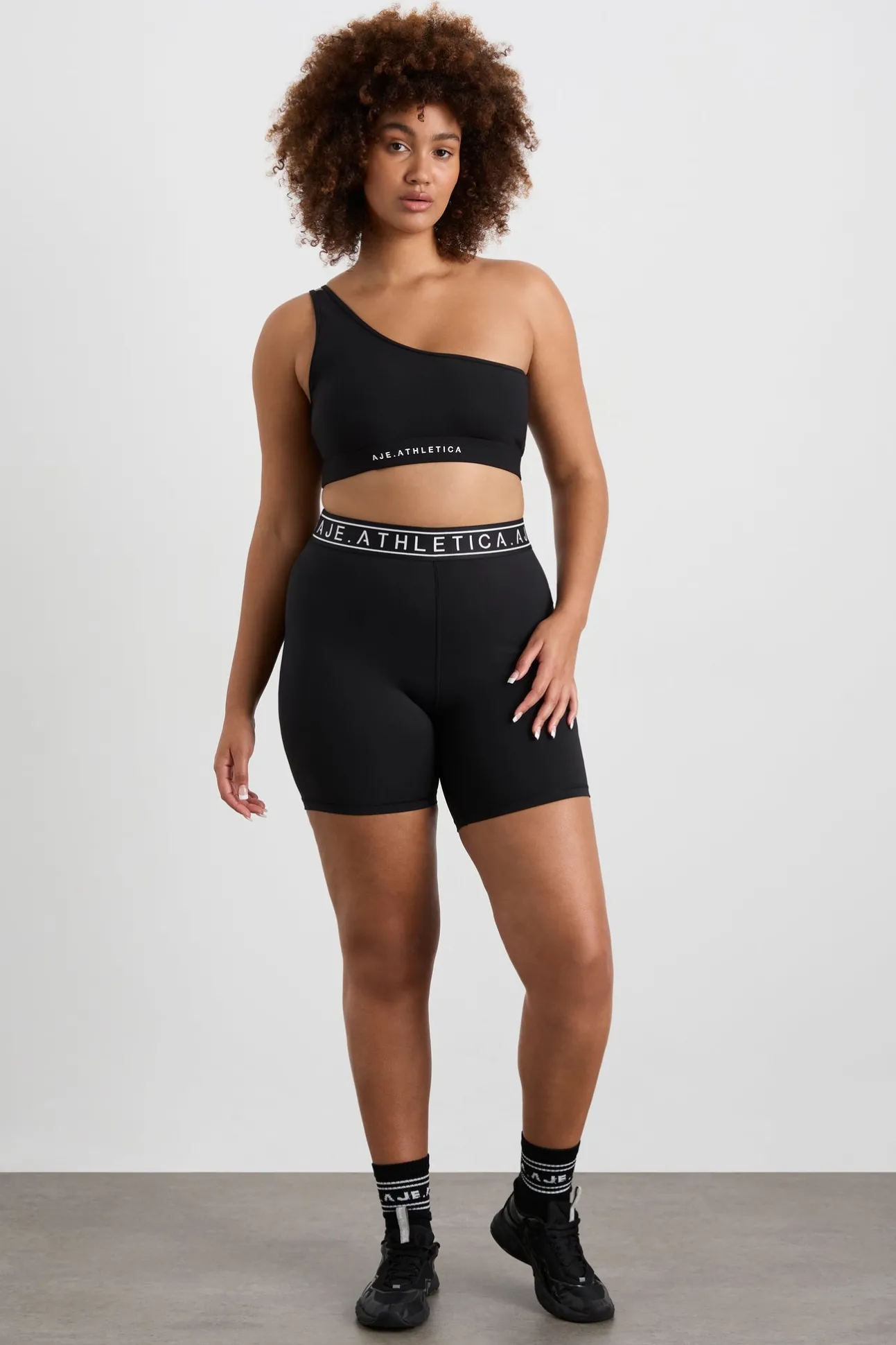 mid_logo_elastic_shorts__9.webp Mid Logo Elastic Shorts 607