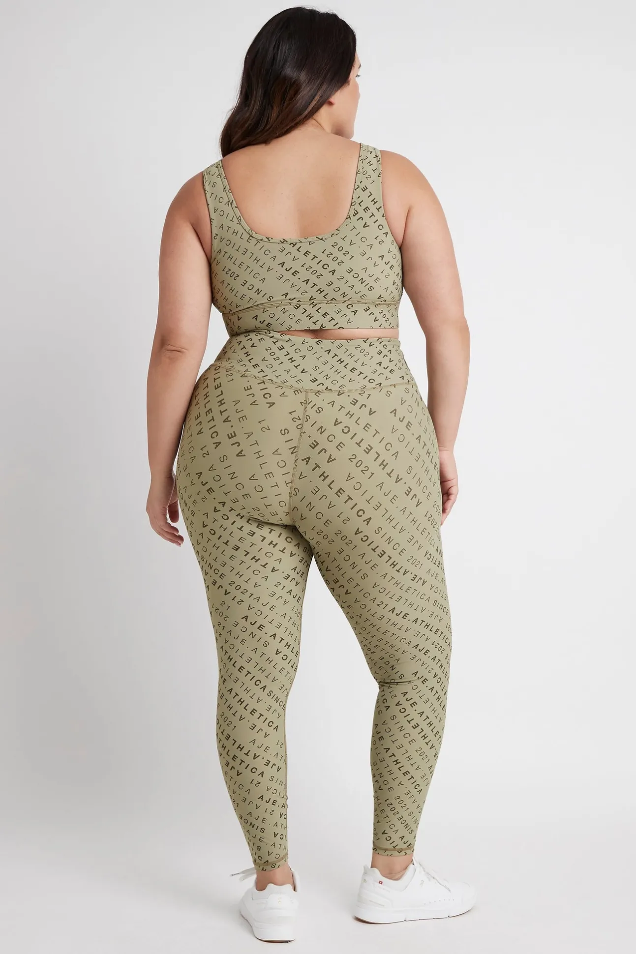 monogram_high_rise__leggi_12.webp Monogram High Rise 7/8 Legging 203