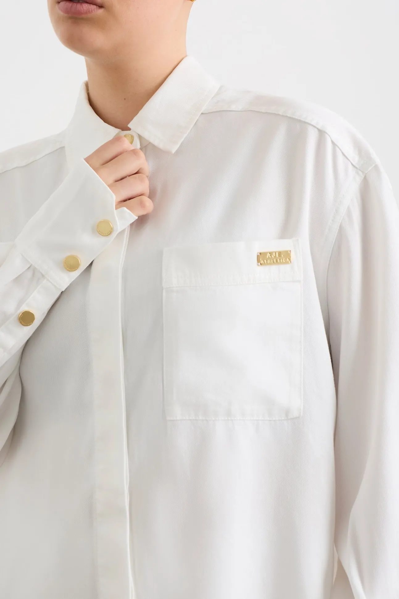 oversized_denim_shirt__8.webp Oversized Denim Shirt 421