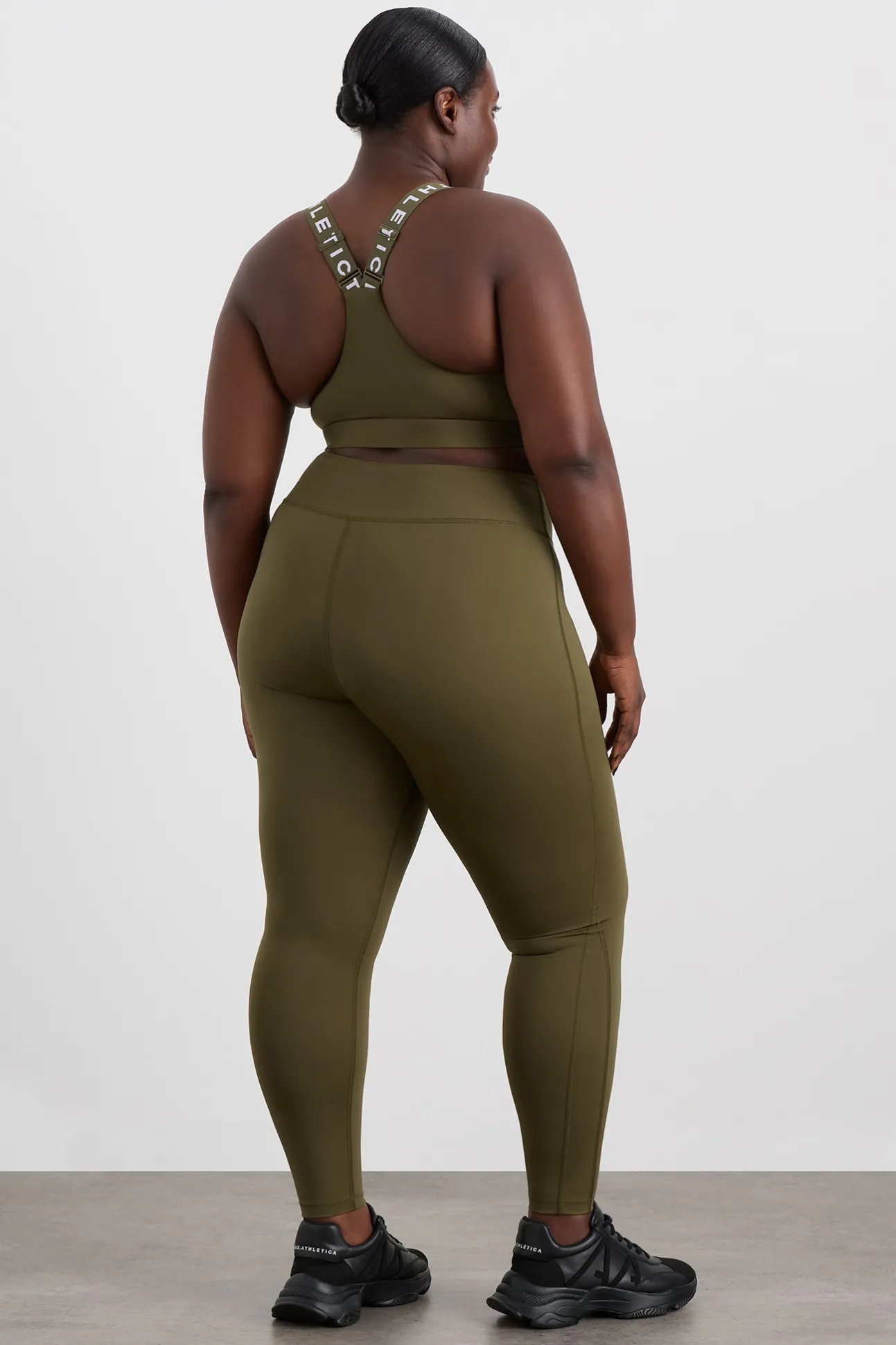 panelled__legging__11.webp Panelled 7/8 Legging 236