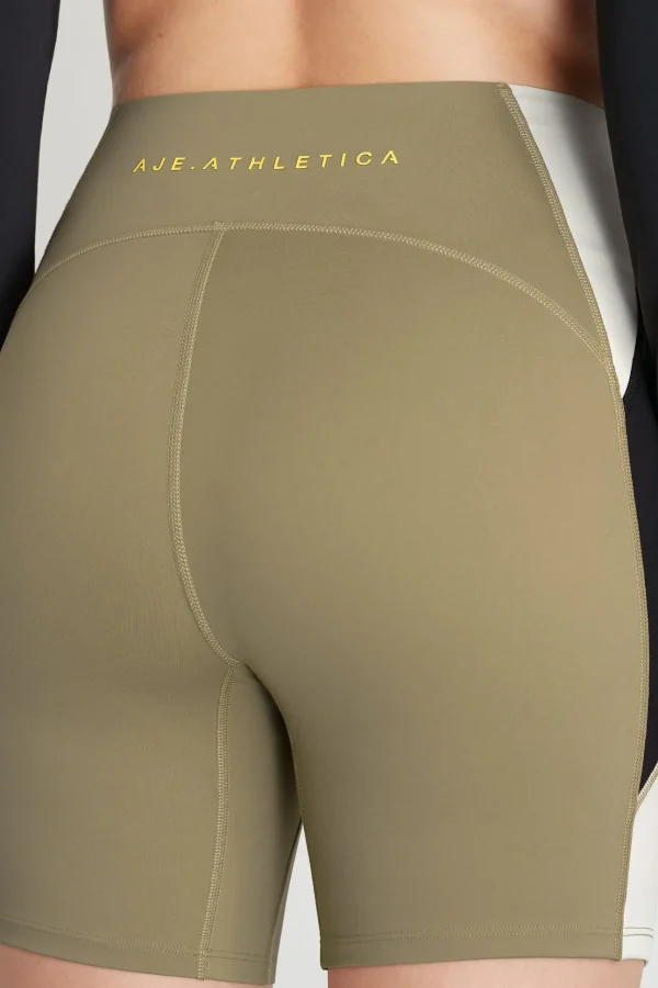 Panelled Bike Short 615