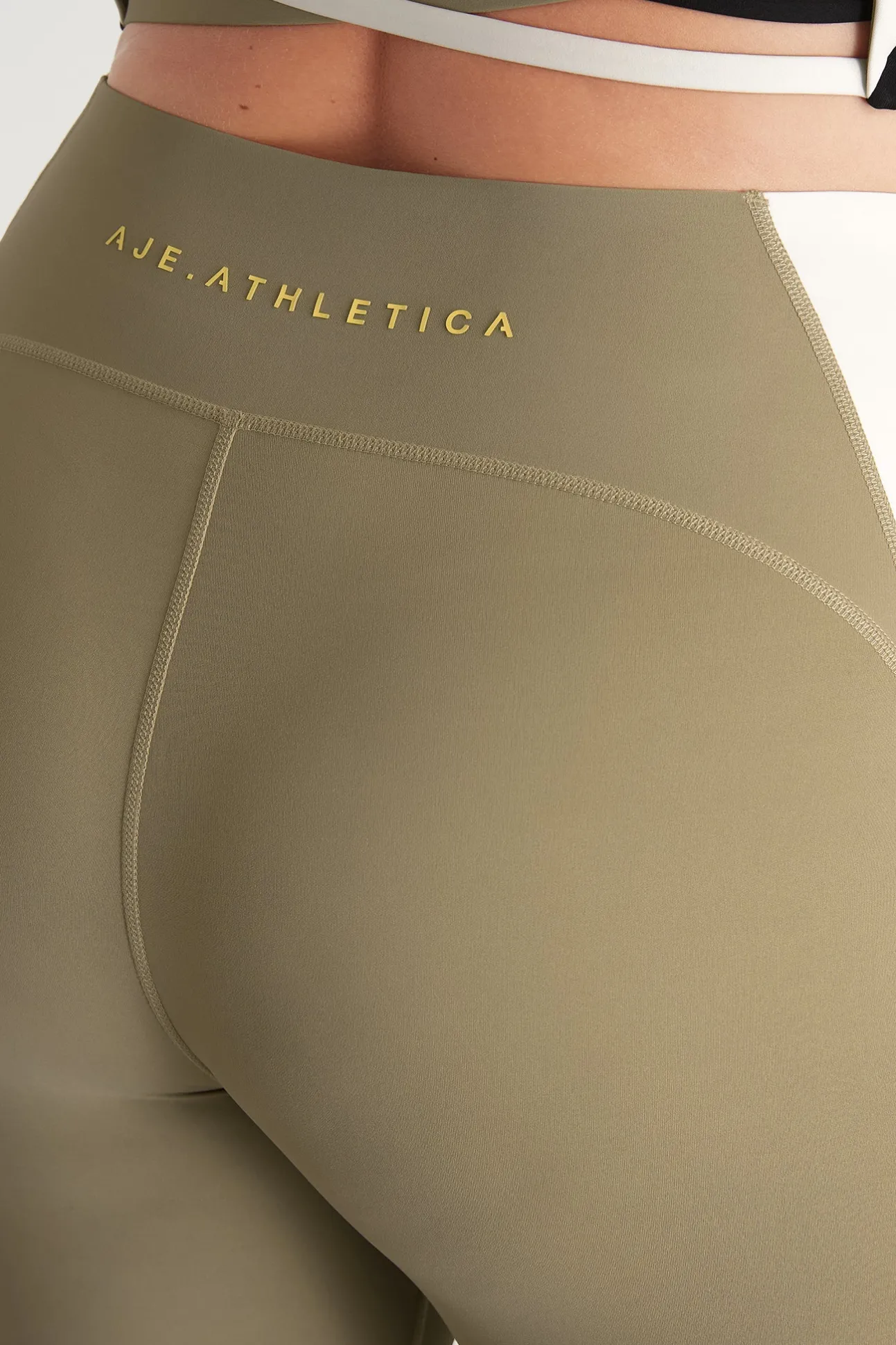 panelled_legging__14.webp Panelled Legging 211