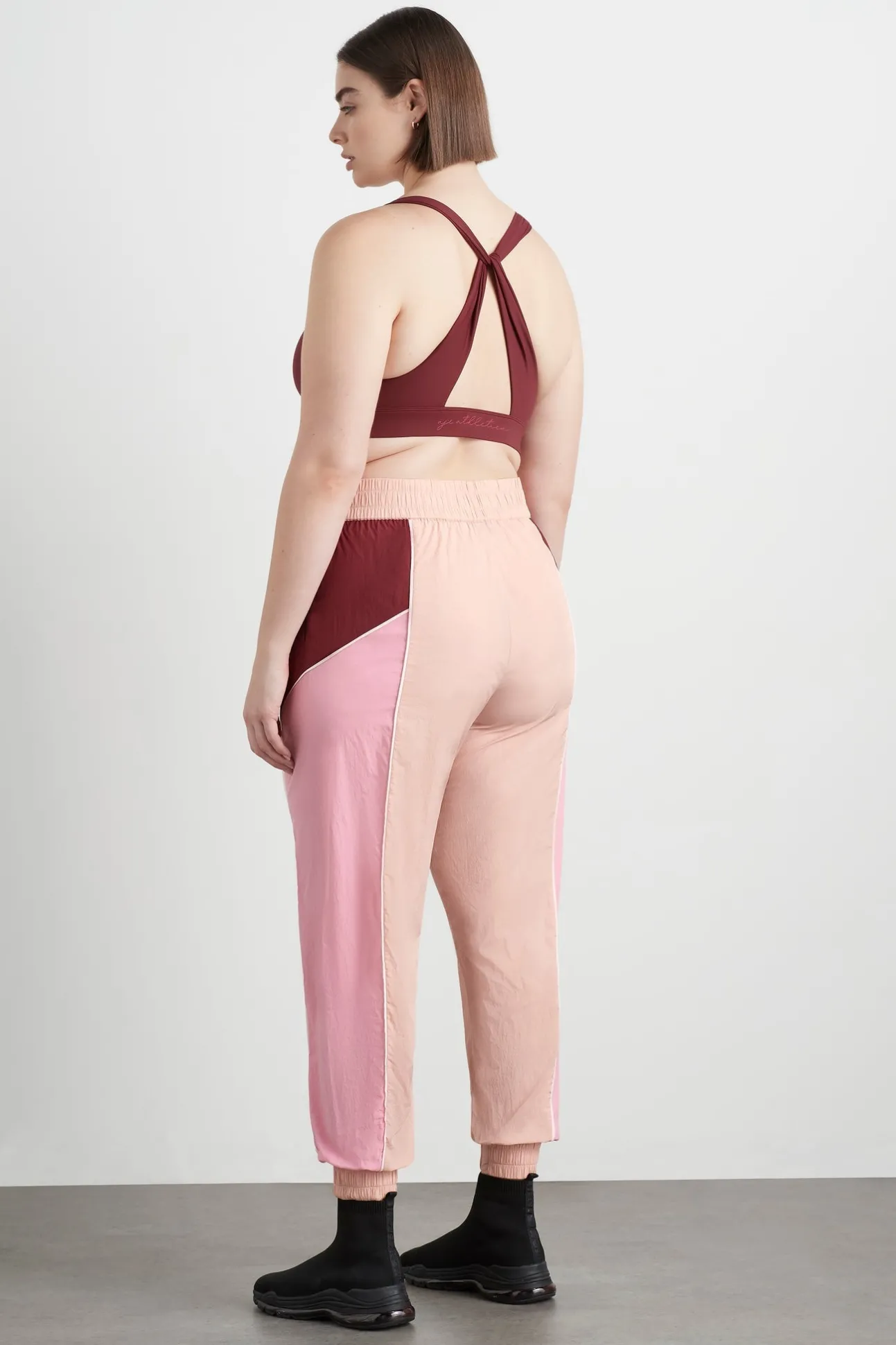 panelled_spray_trackpants_12.webp Panelled Spray Trackpants 510