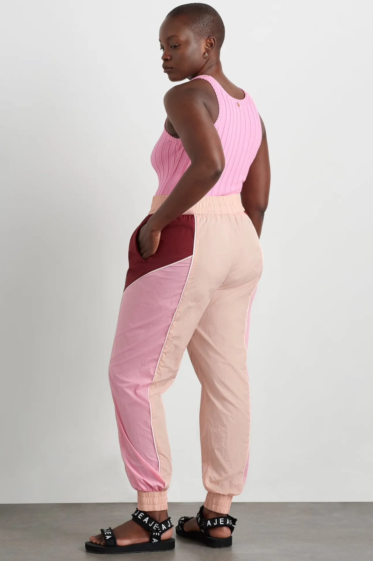 panelled_spray_trackpants_8.webp Panelled Spray Trackpants 510