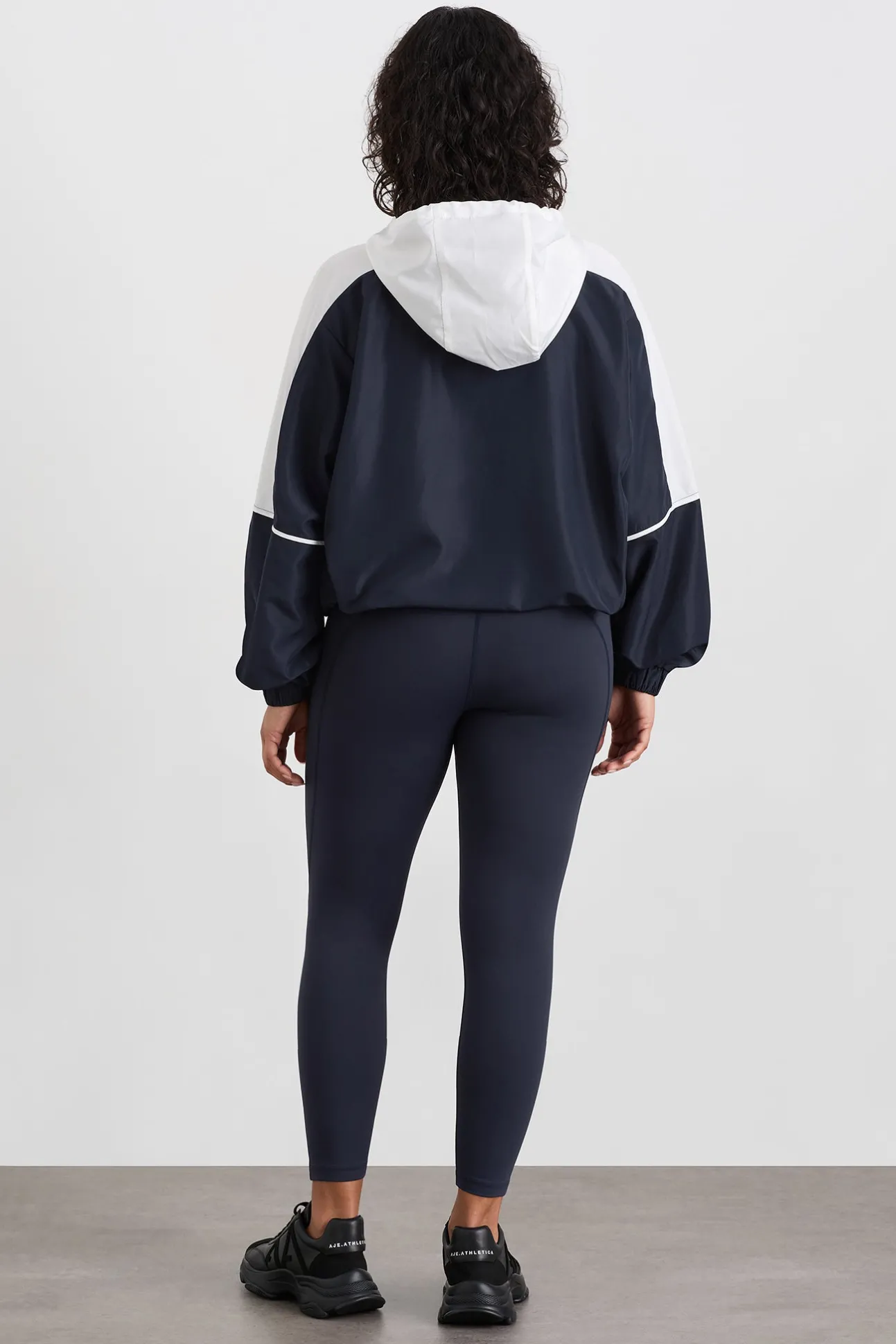 panelled_zip_jacket__12.webp Panelled Zip Jacket 725