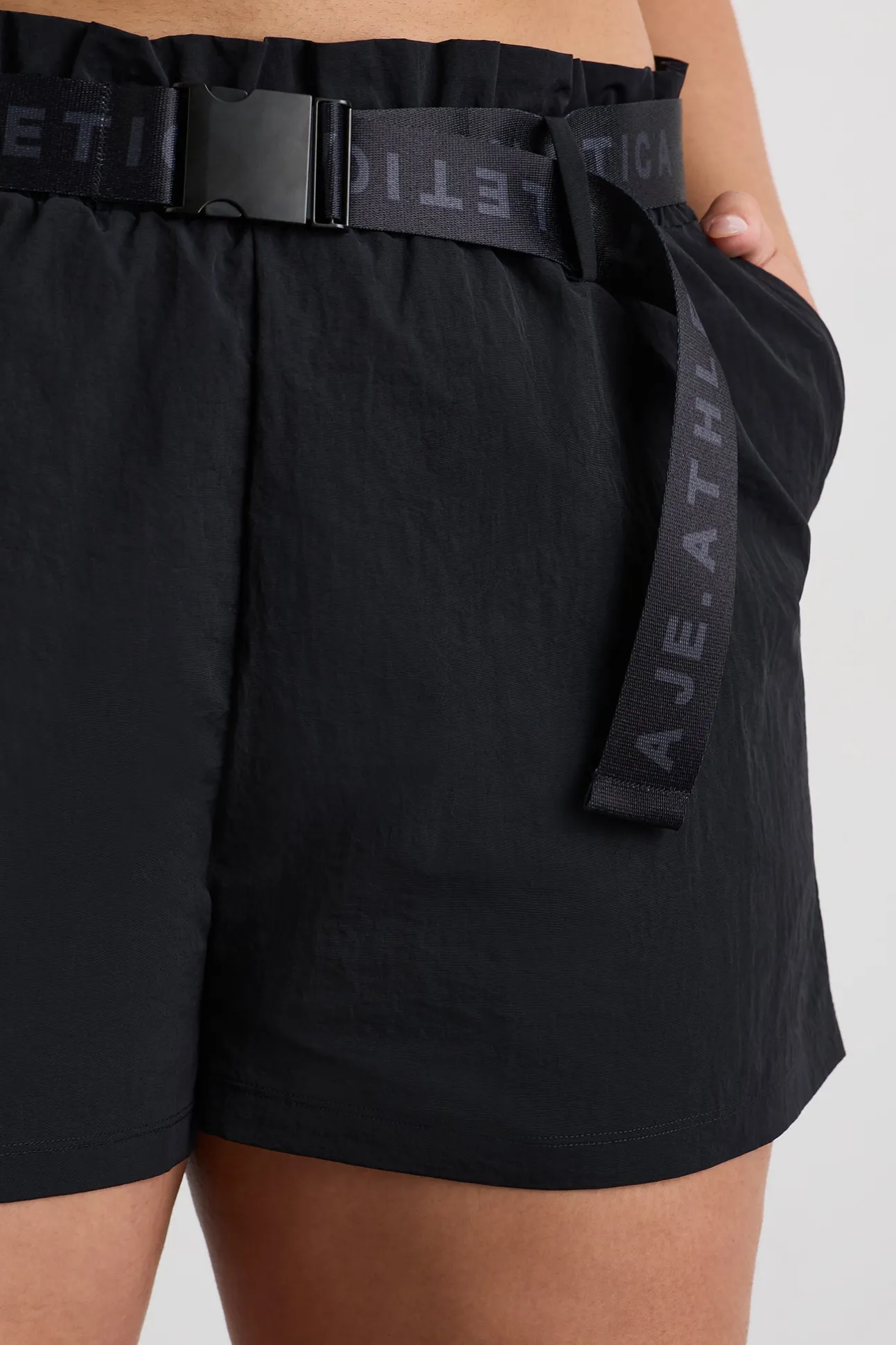 paperbag_spray_shorts__16.webp Paperbag Spray Shorts 365
