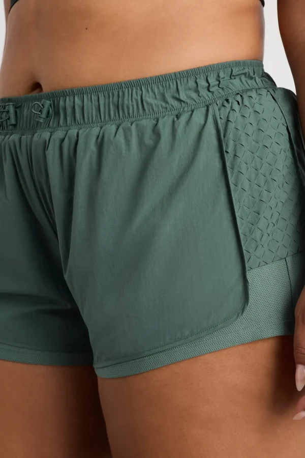 Perforated Spray Shorts 019