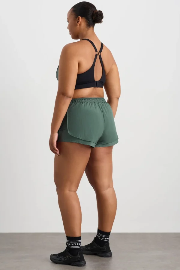 Perforated Spray Shorts 019