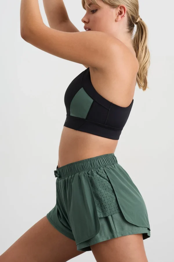 Perforated Spray Shorts 019