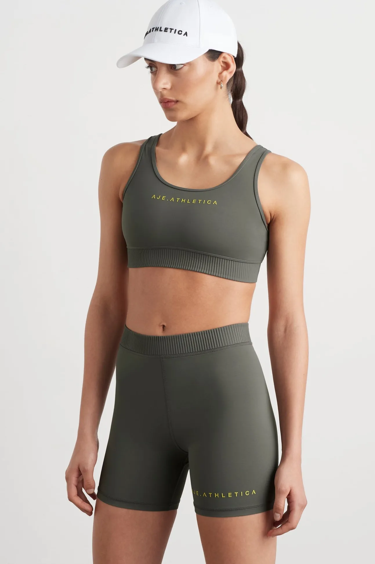 pintuck_effect_sports_bra_0.webp Pintuck Effect Sports Bra 327