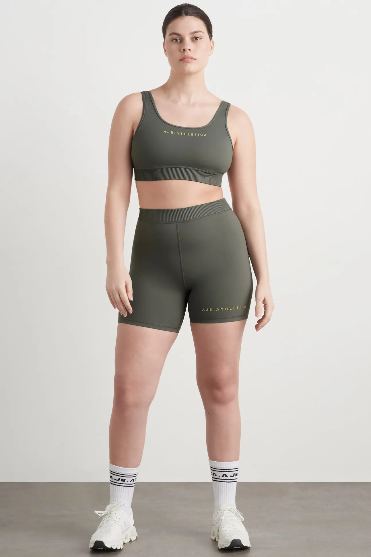 pintuck_effect_sports_bra_6.webp Pintuck Effect Sports Bra 327